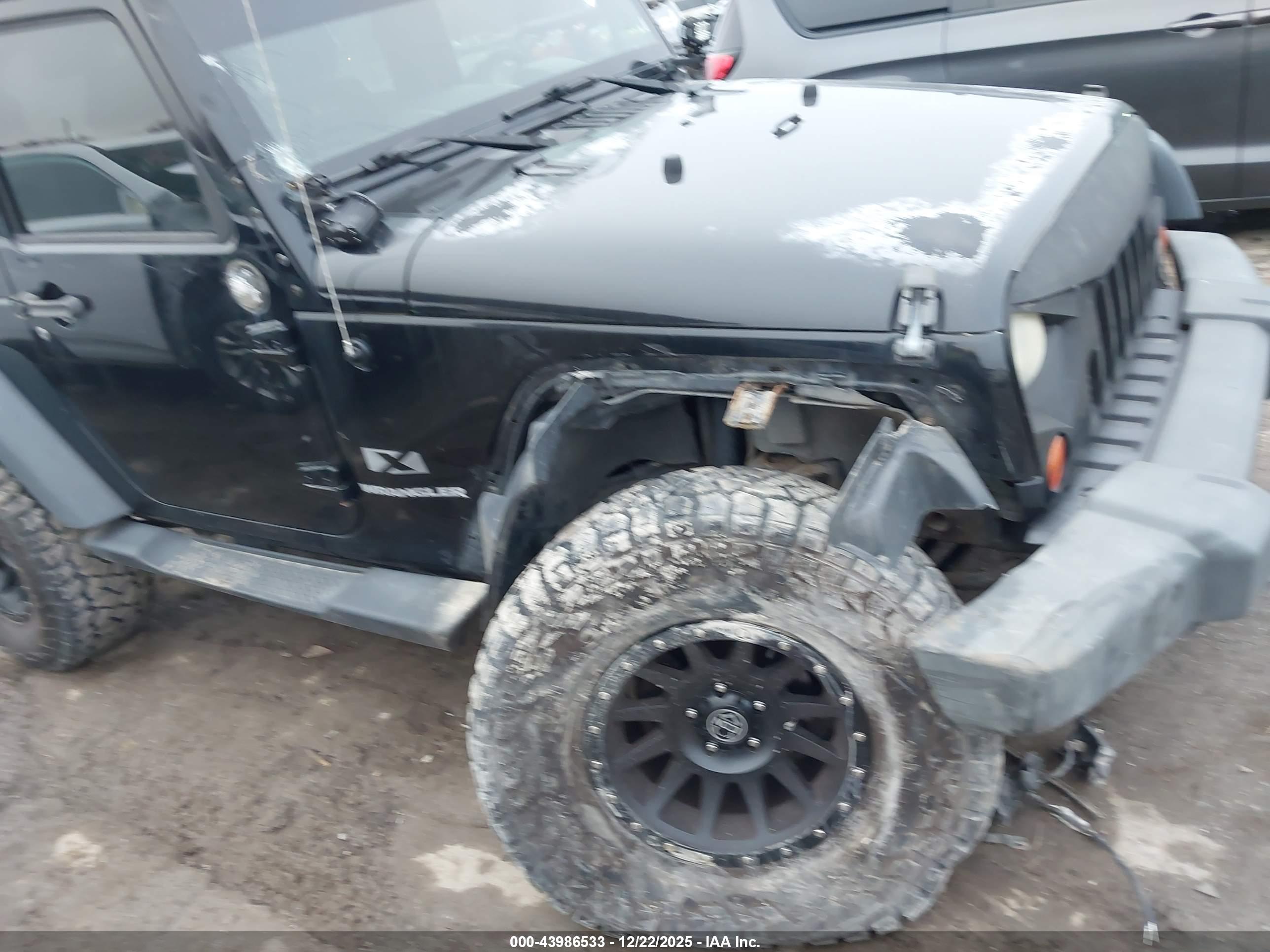 JEEP WRANGLER image 6