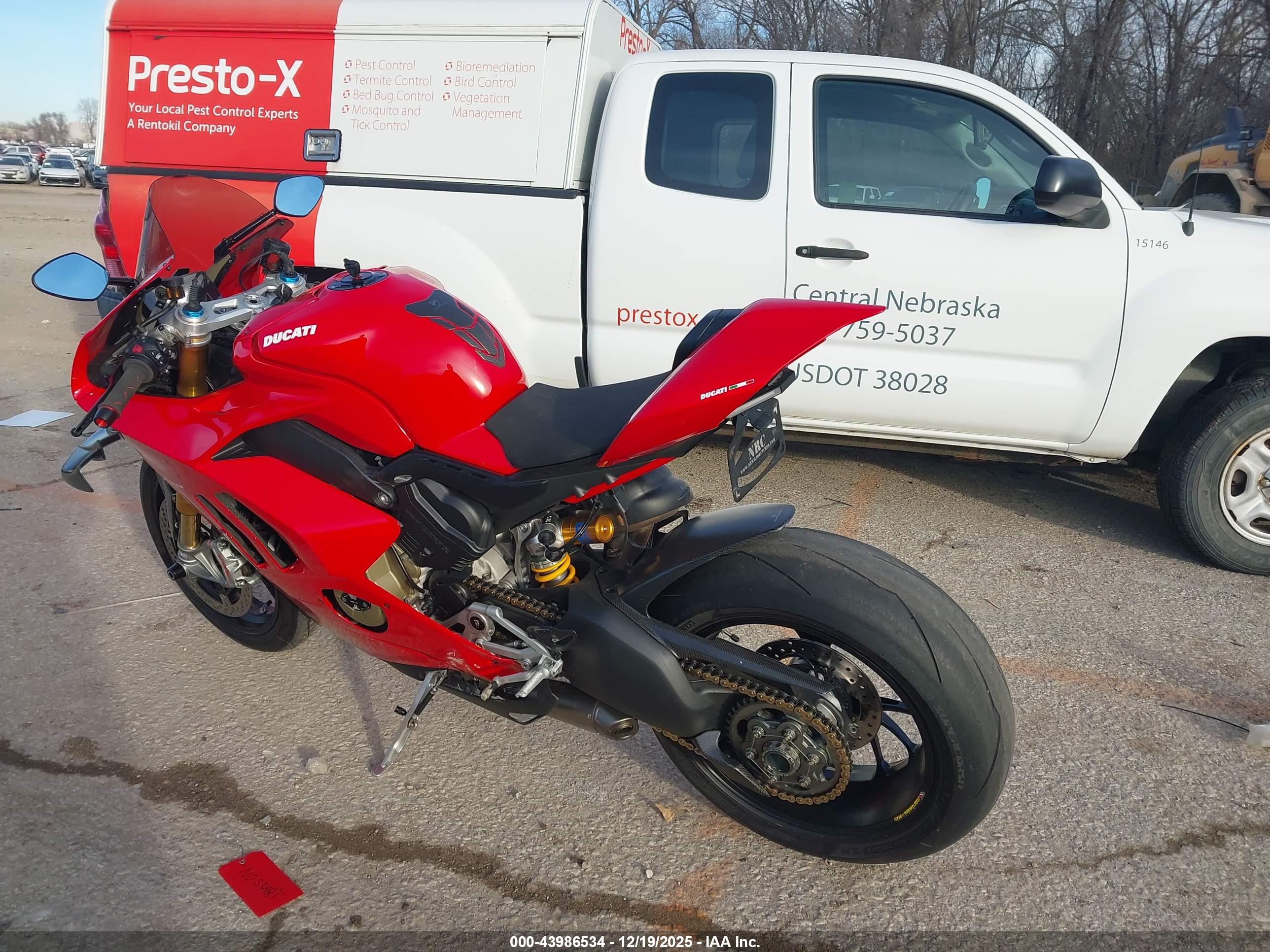 DUCATI PANIGALE image 3