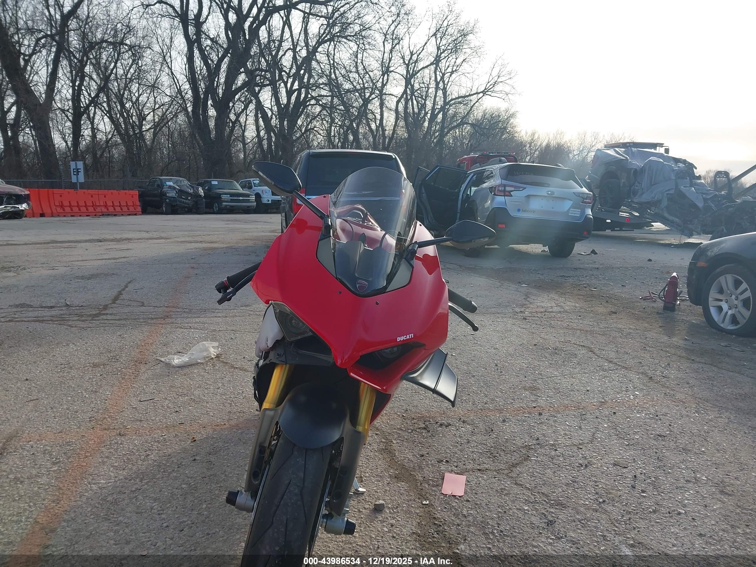 DUCATI PANIGALE image 5