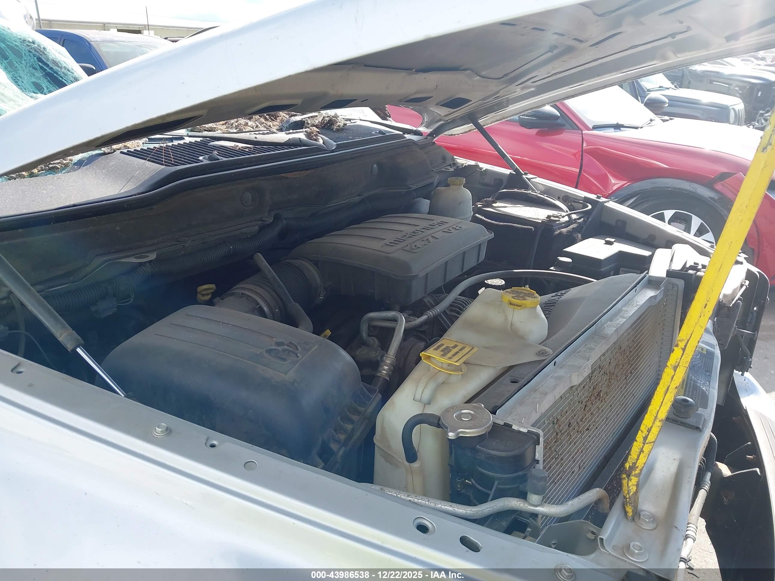 DODGE RAM image 10