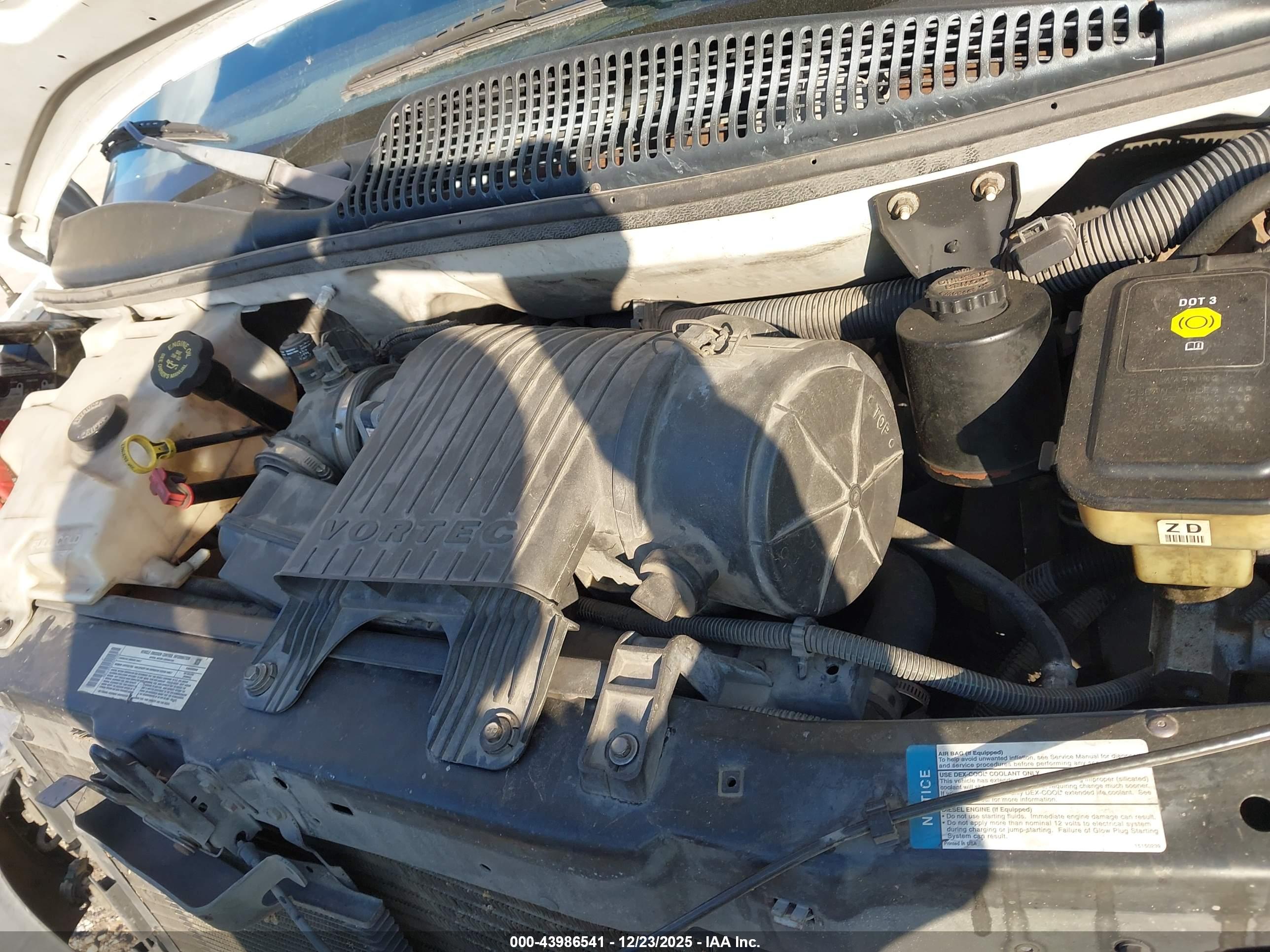 CHEVROLET EXPRESS image 10