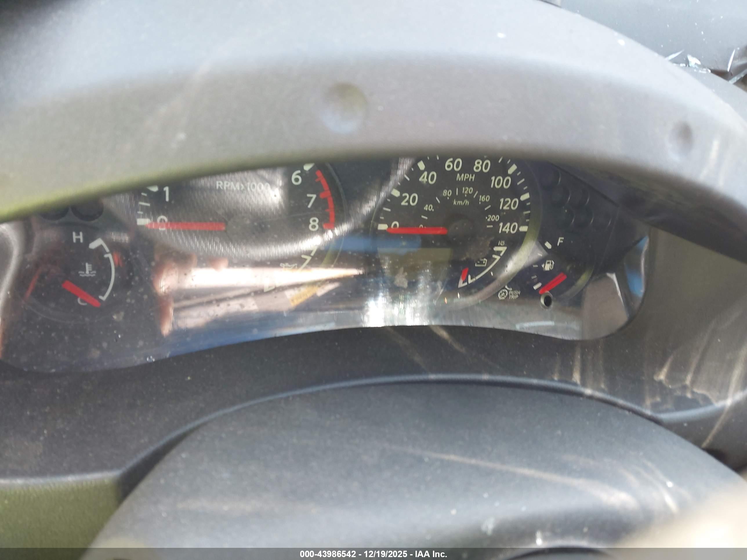 NISSAN FRONTIER image 7