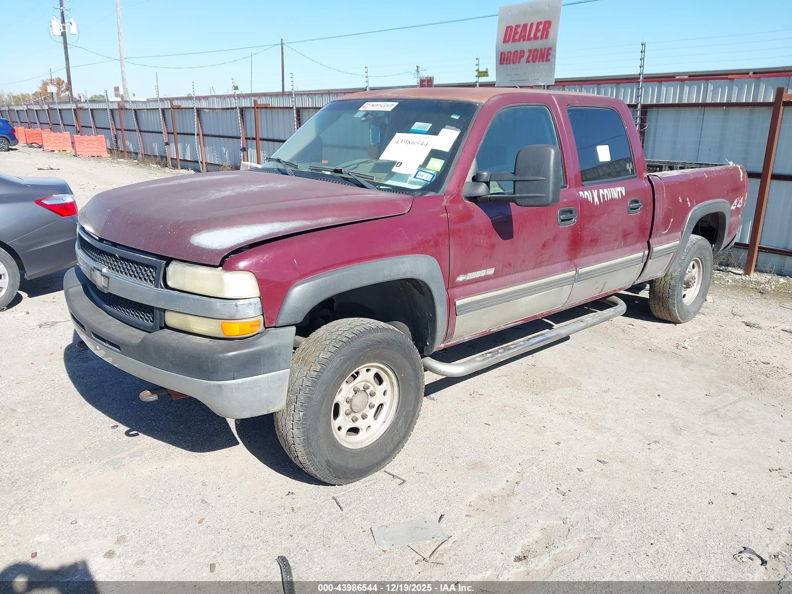CHEVROLET SILVERADO image 2