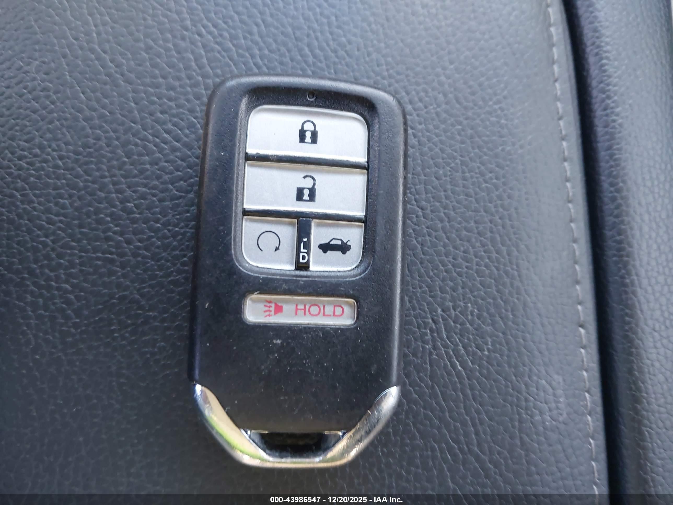 HONDA CIVIC image 11