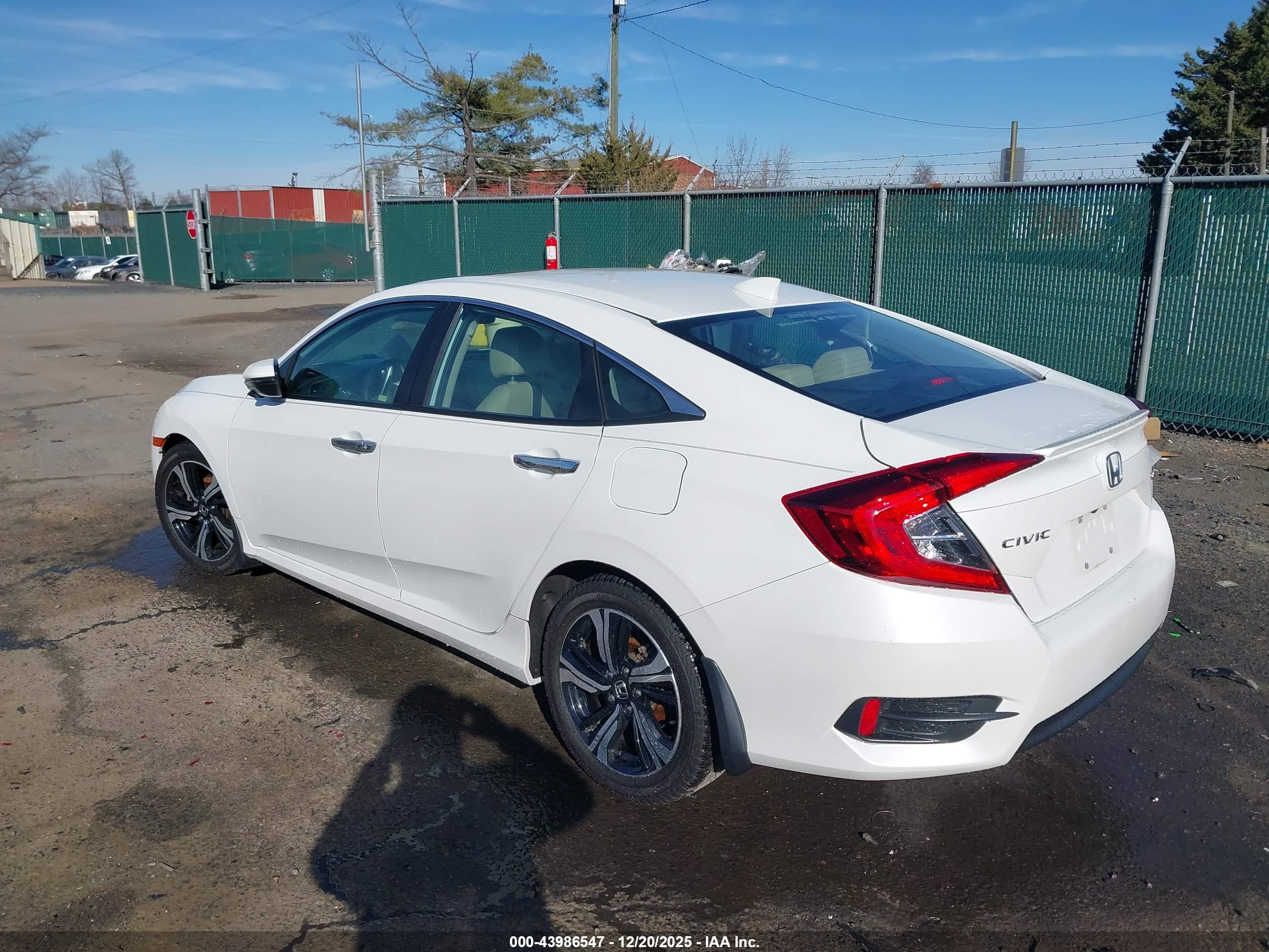 HONDA CIVIC image 3
