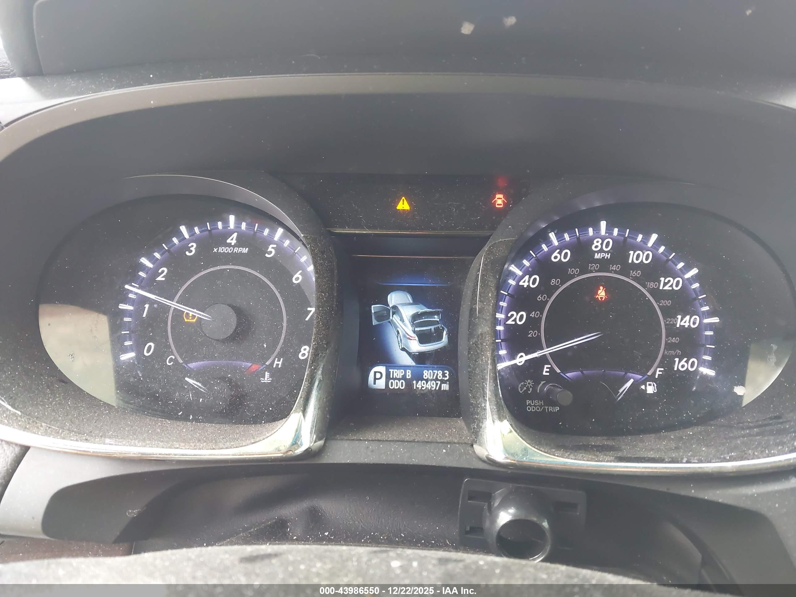 TOYOTA AVALON image 7