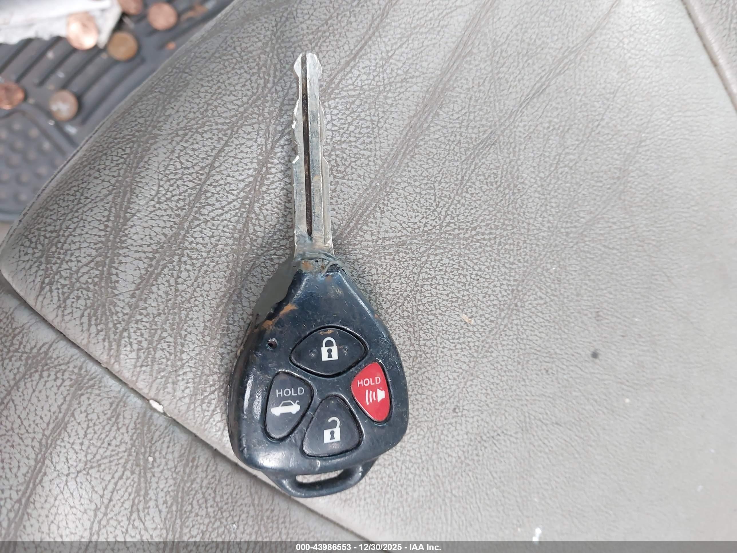 TOYOTA CAMRY image 11