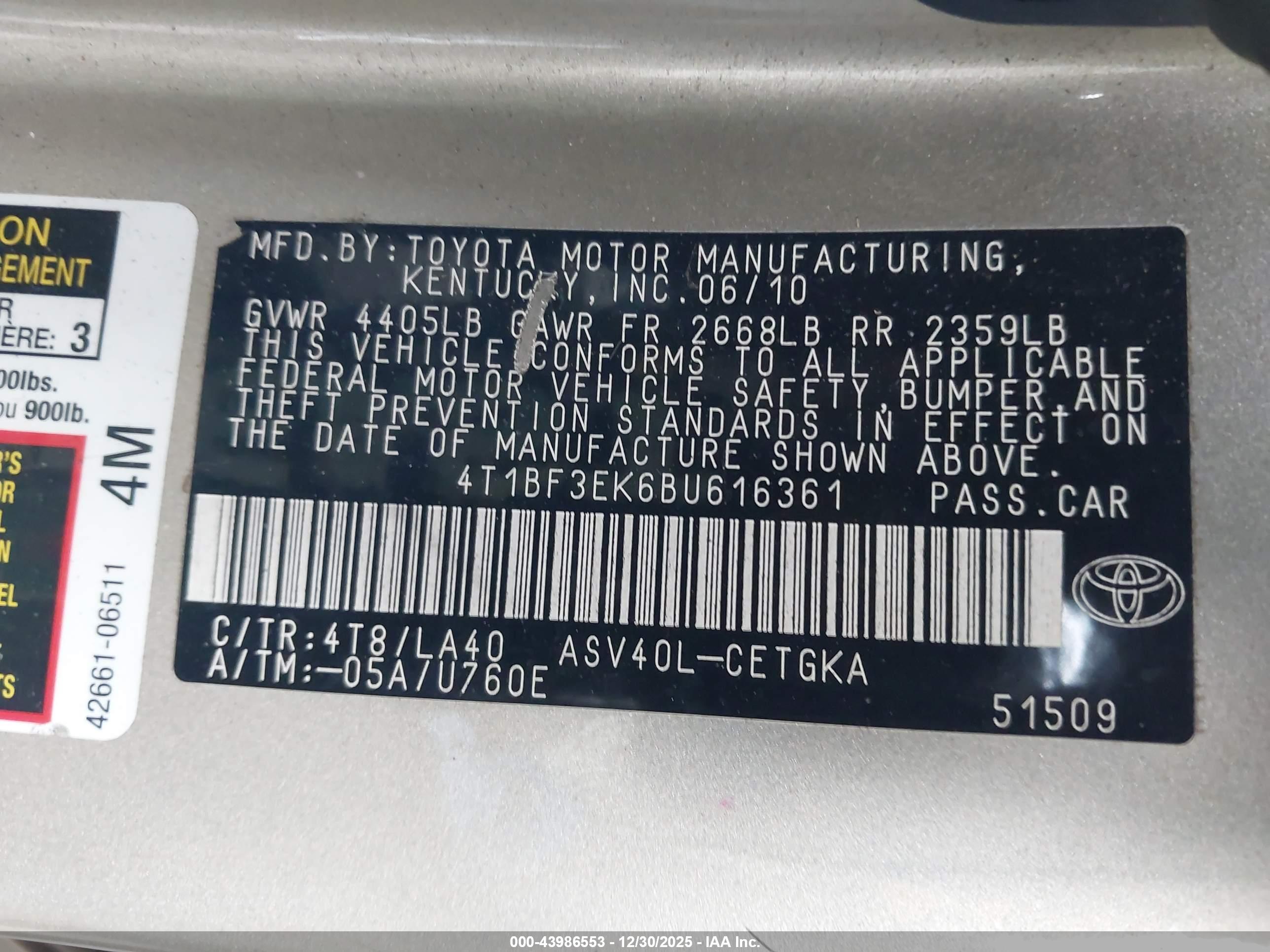 TOYOTA CAMRY image 9