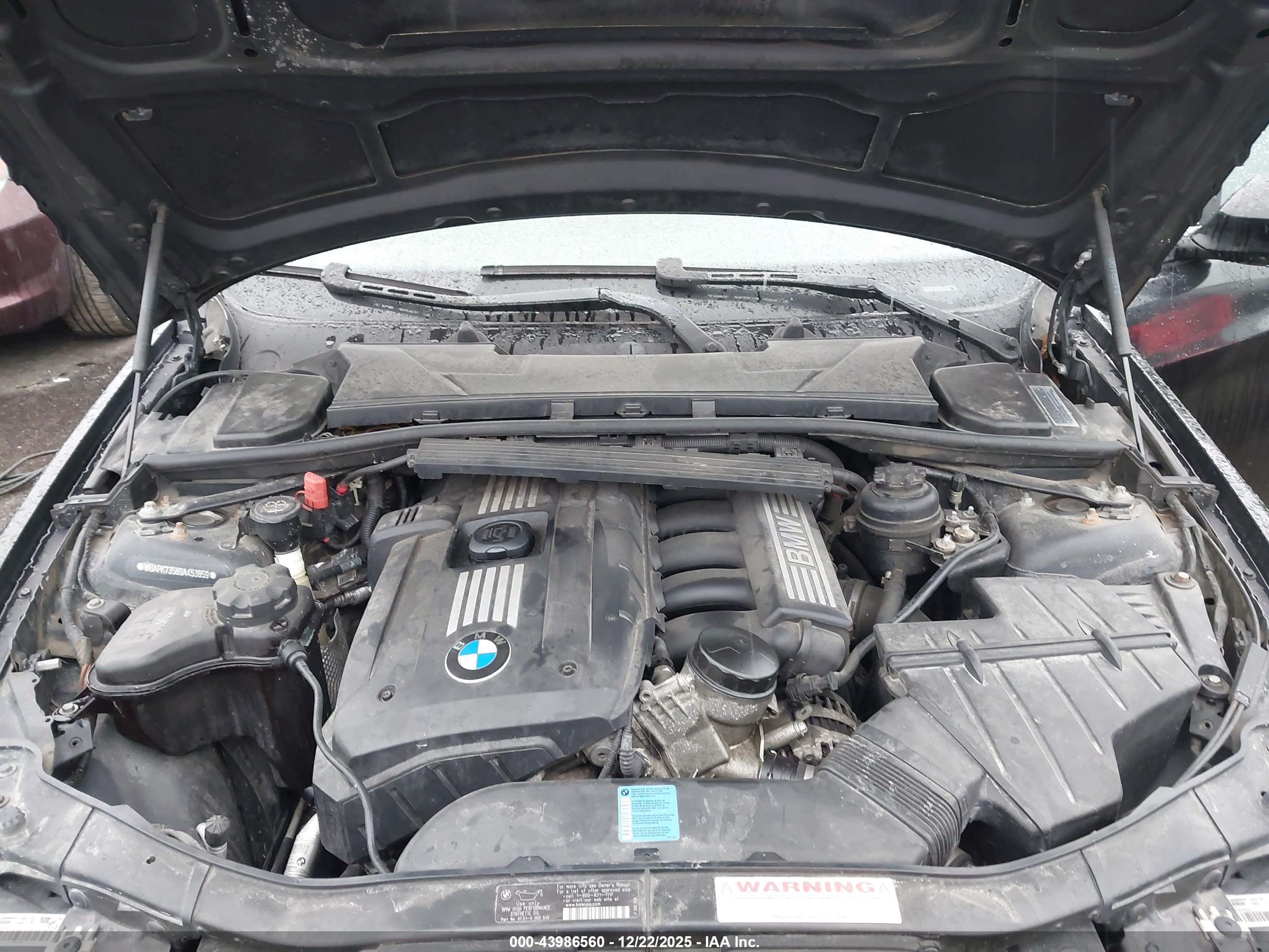 BMW 328I image 10