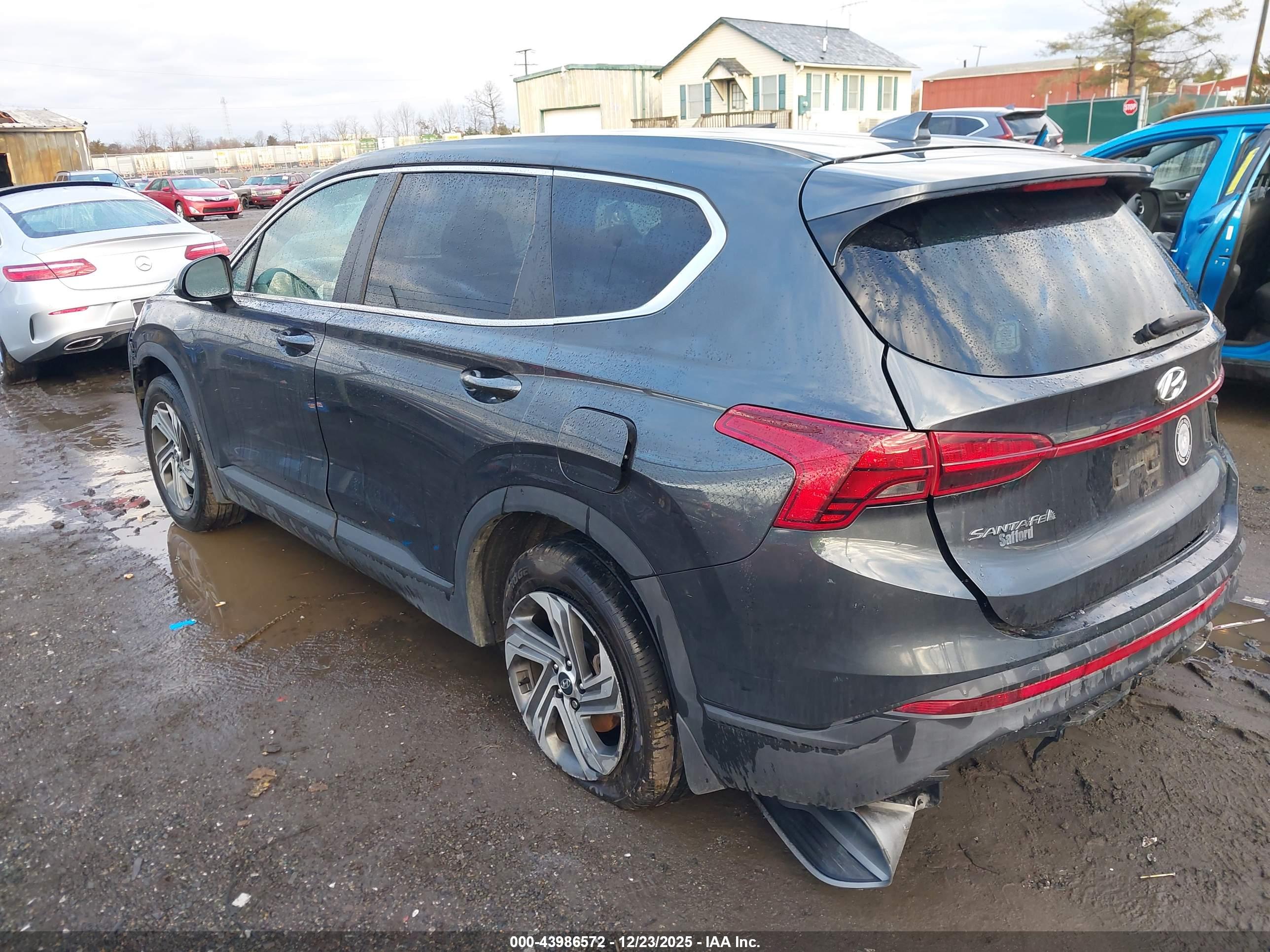 HYUNDAI SANTA image 3