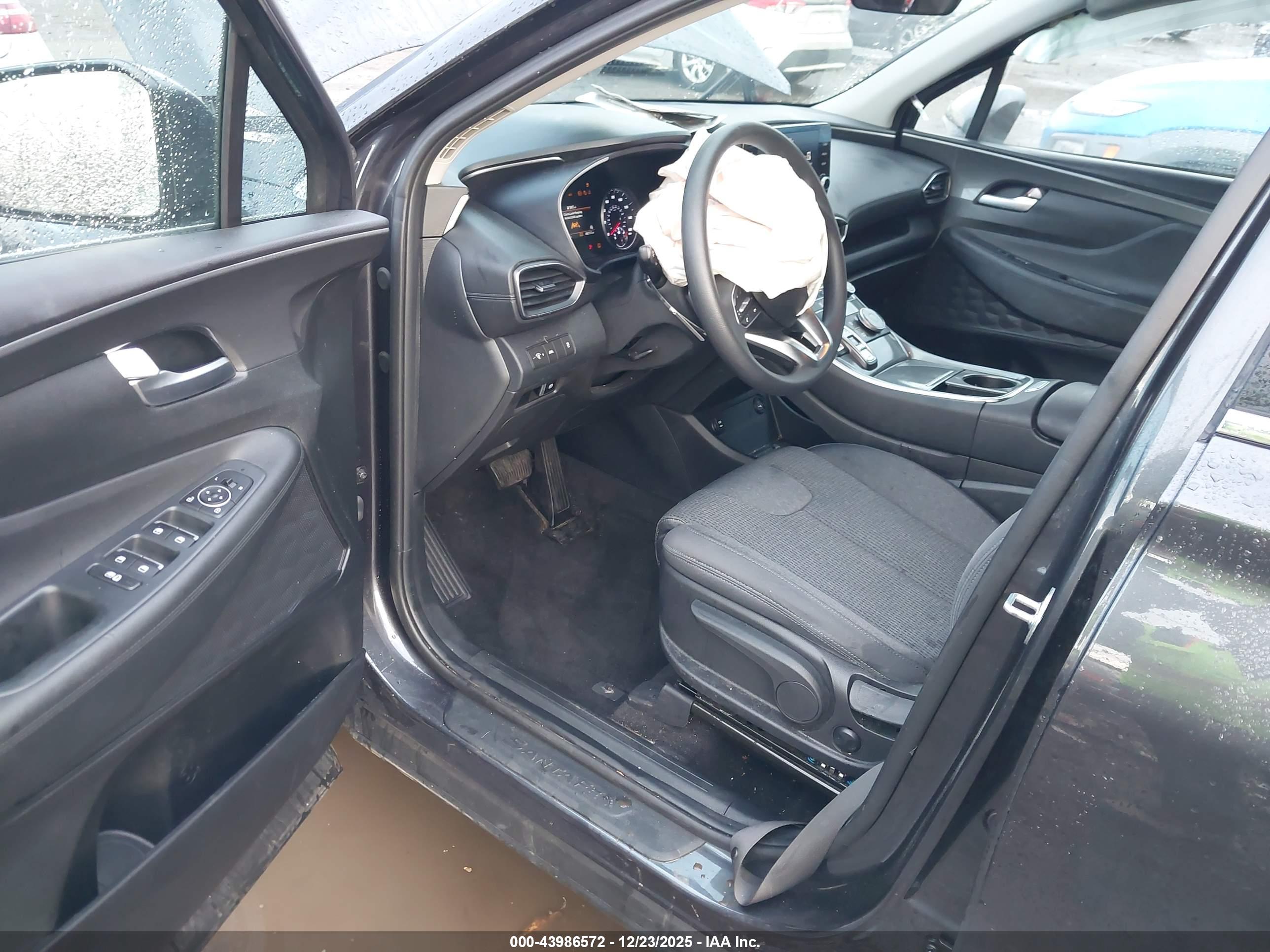 HYUNDAI SANTA image 5