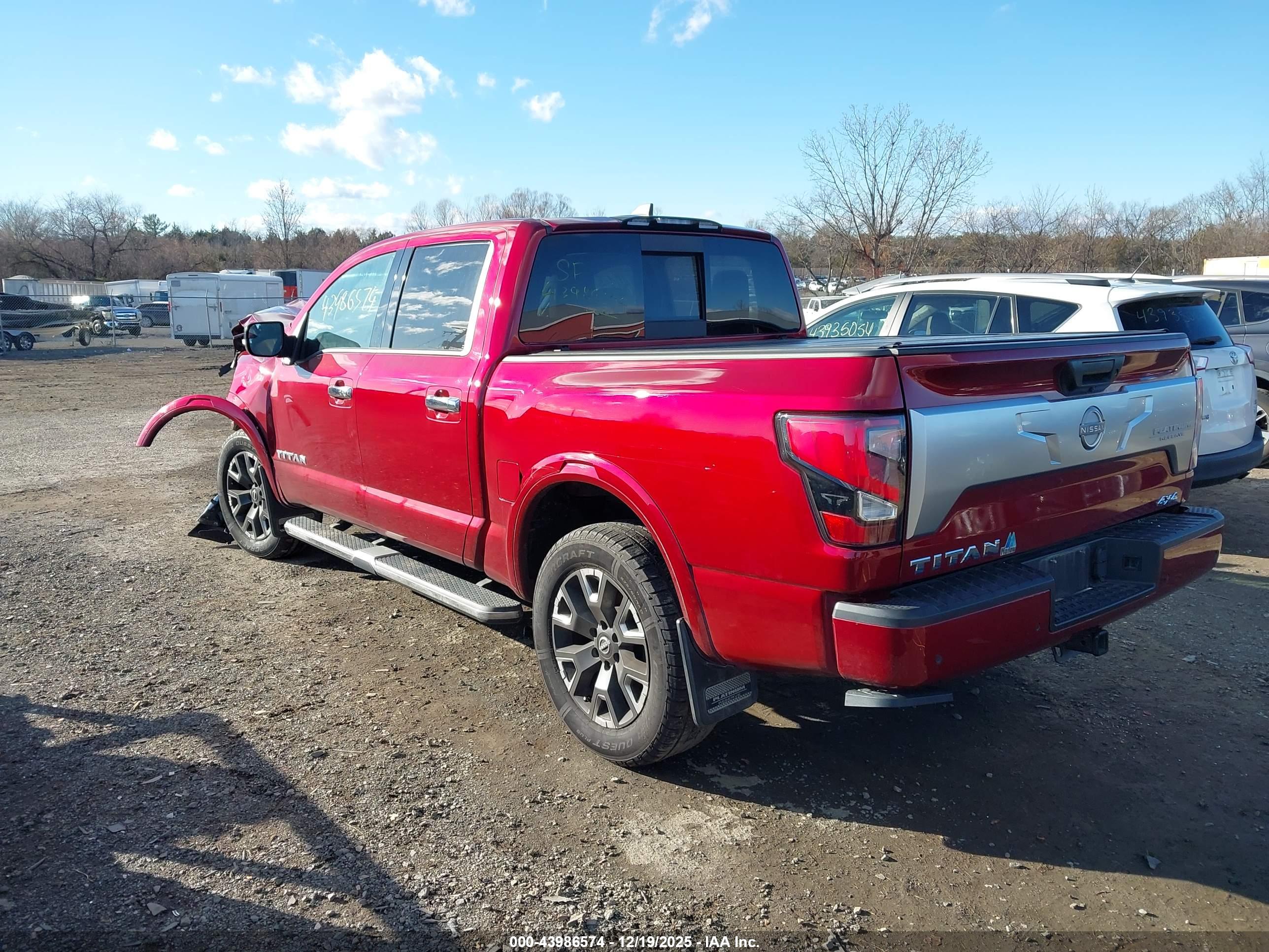 NISSAN TITAN image 3