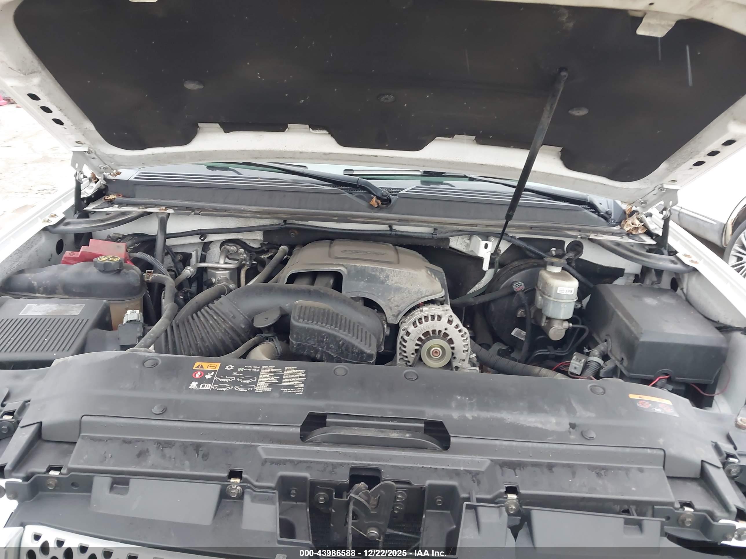 GMC YUKON image 10