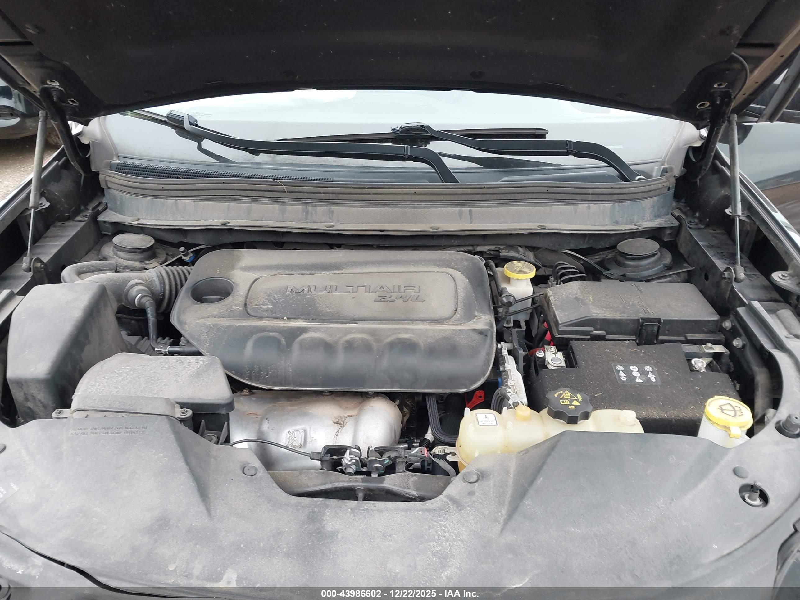 JEEP CHEROKEE image 10