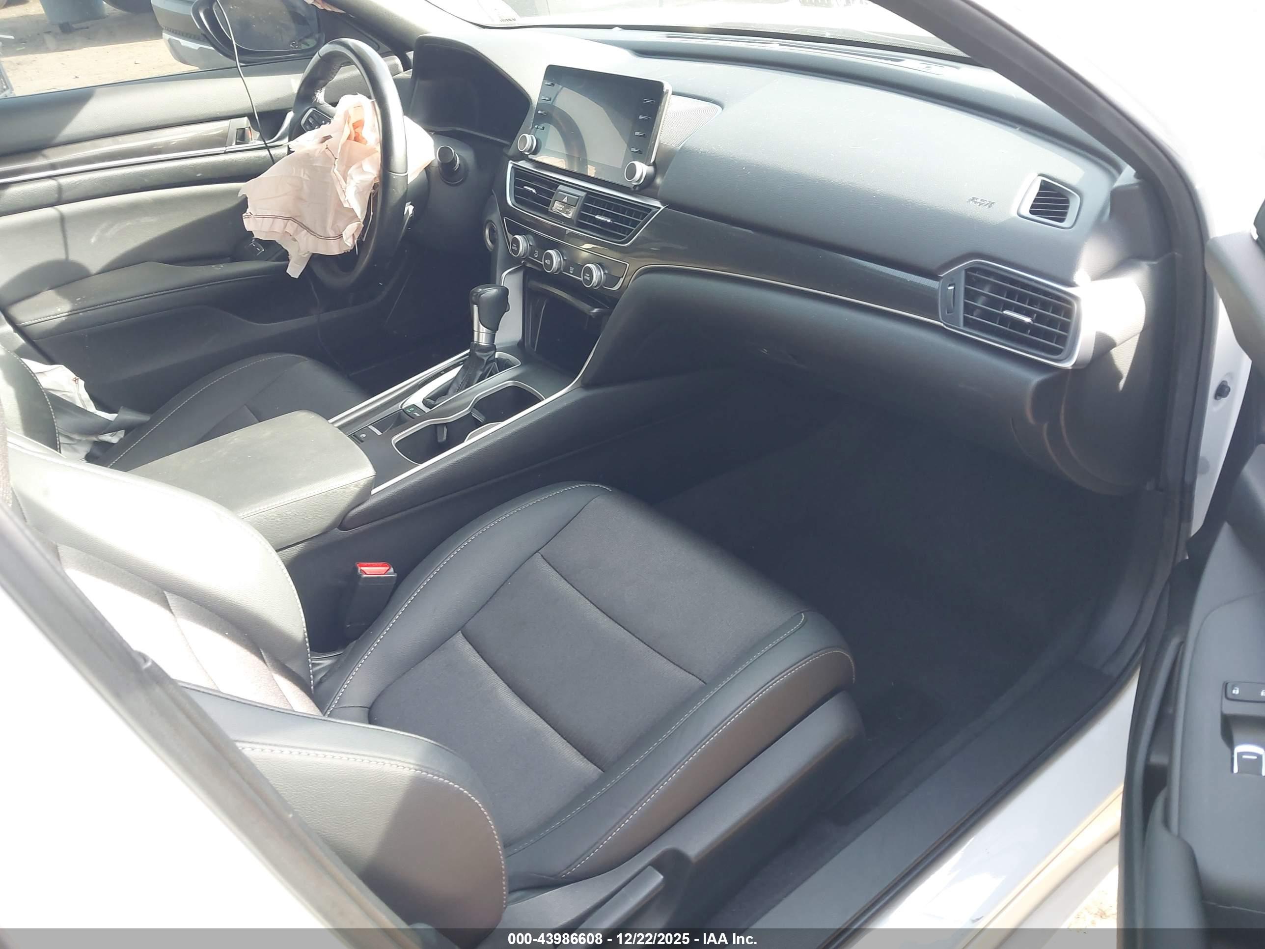 HONDA ACCORD image 5