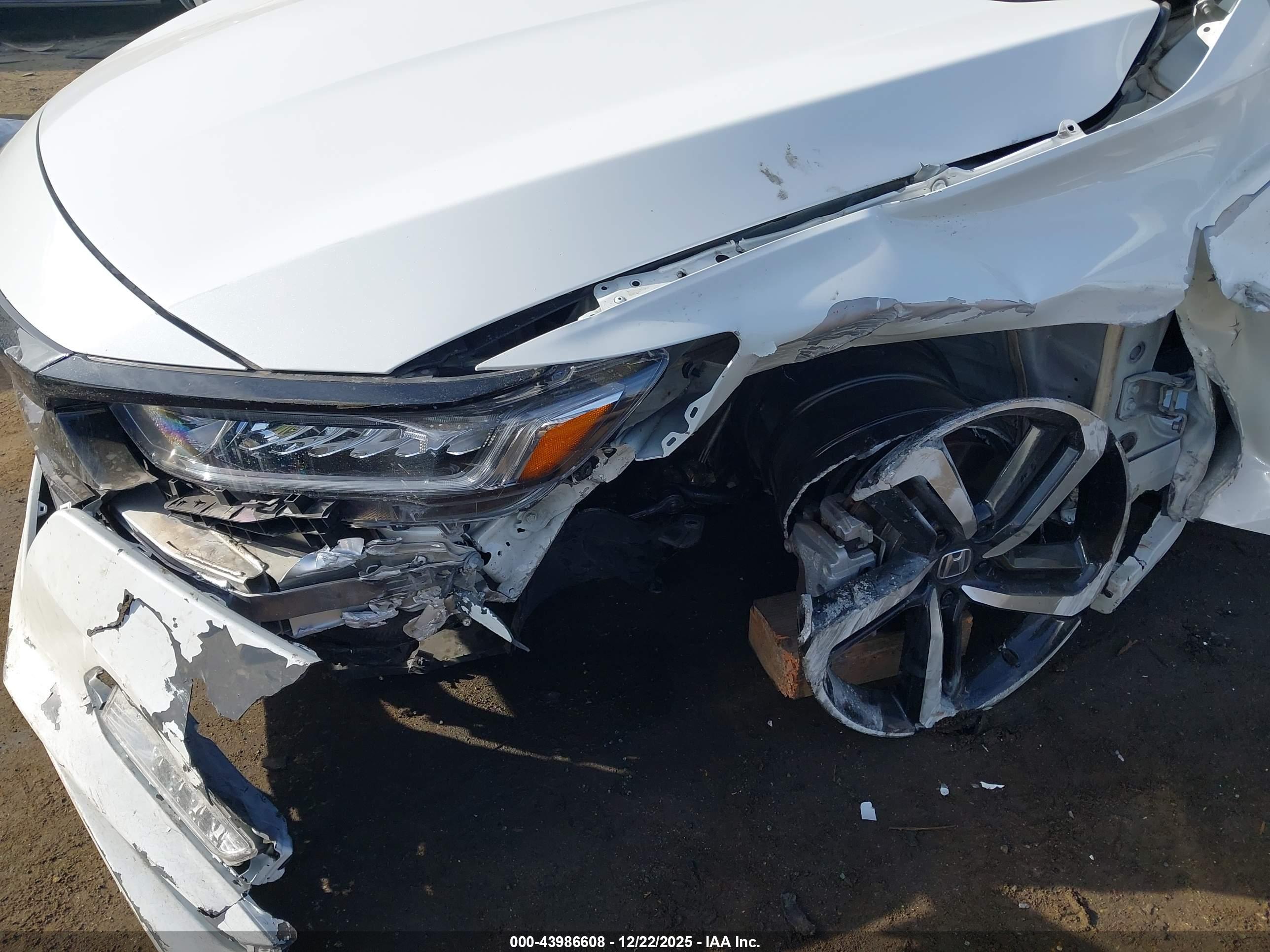 HONDA ACCORD image 6