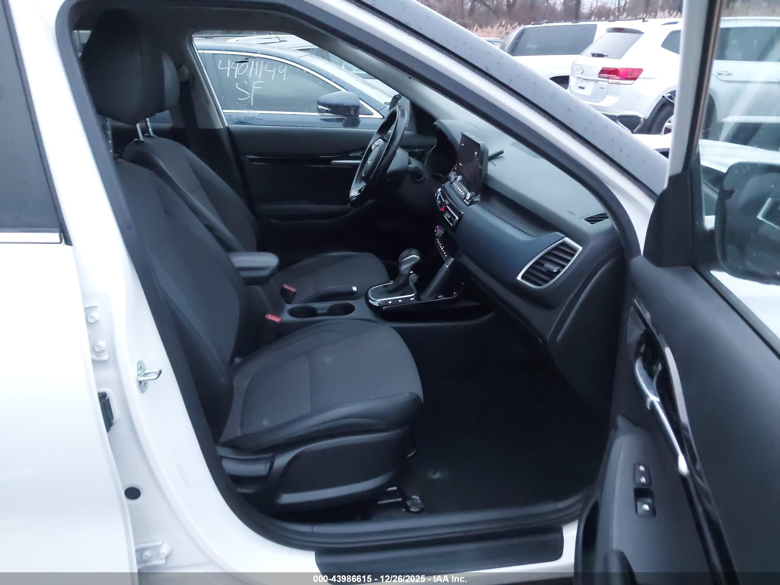 KIA SELTOS image 5