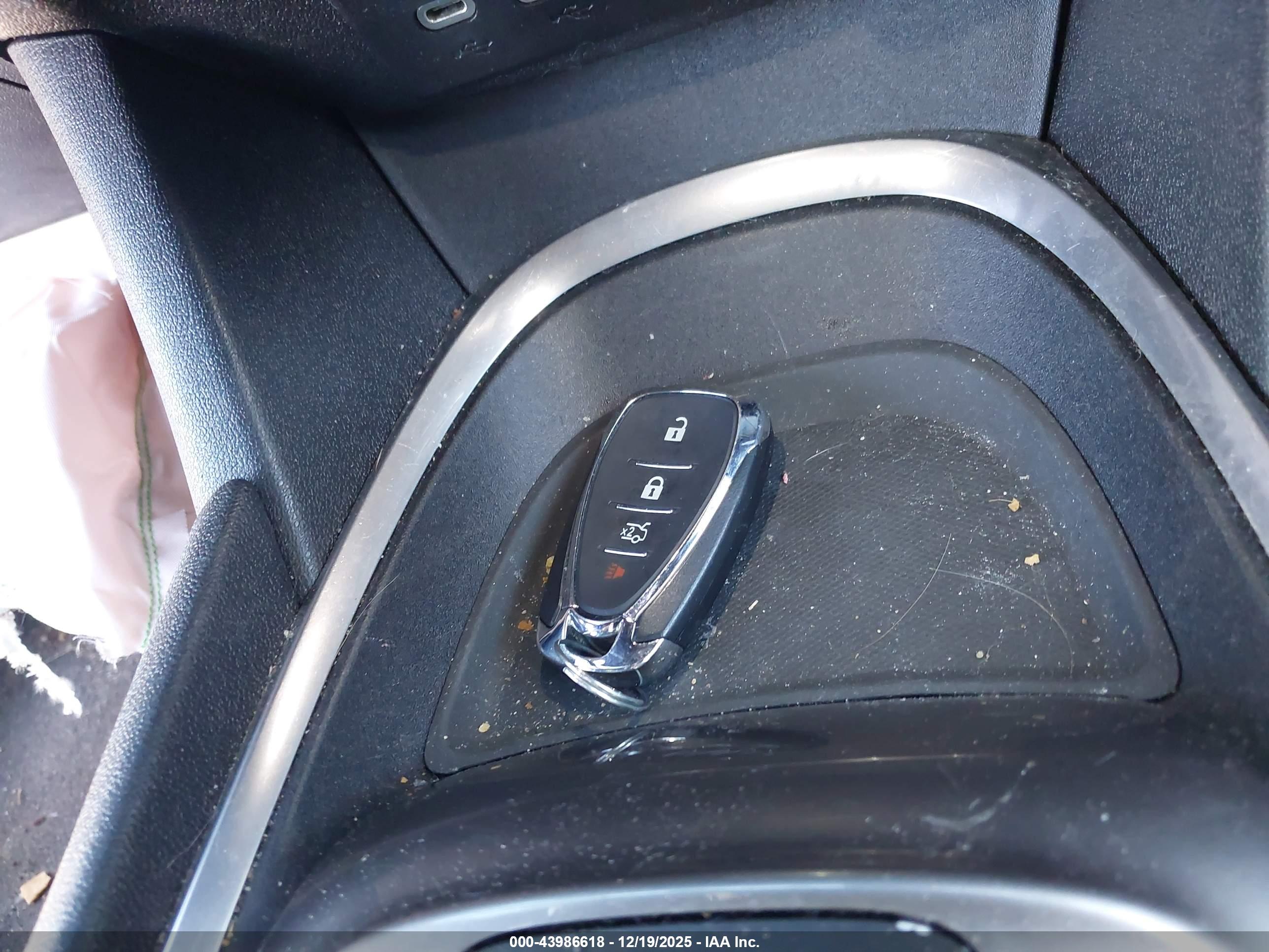 CHEVROLET MALIBU image 11