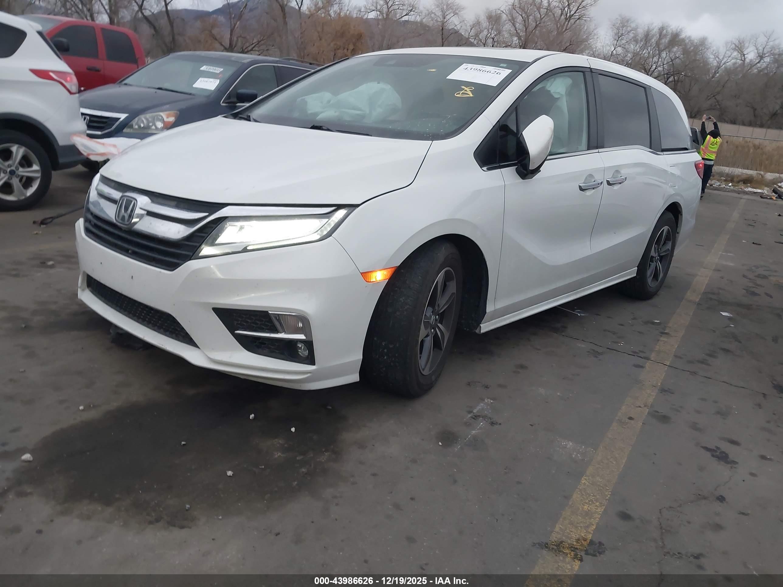 HONDA ODYSSEY image 2