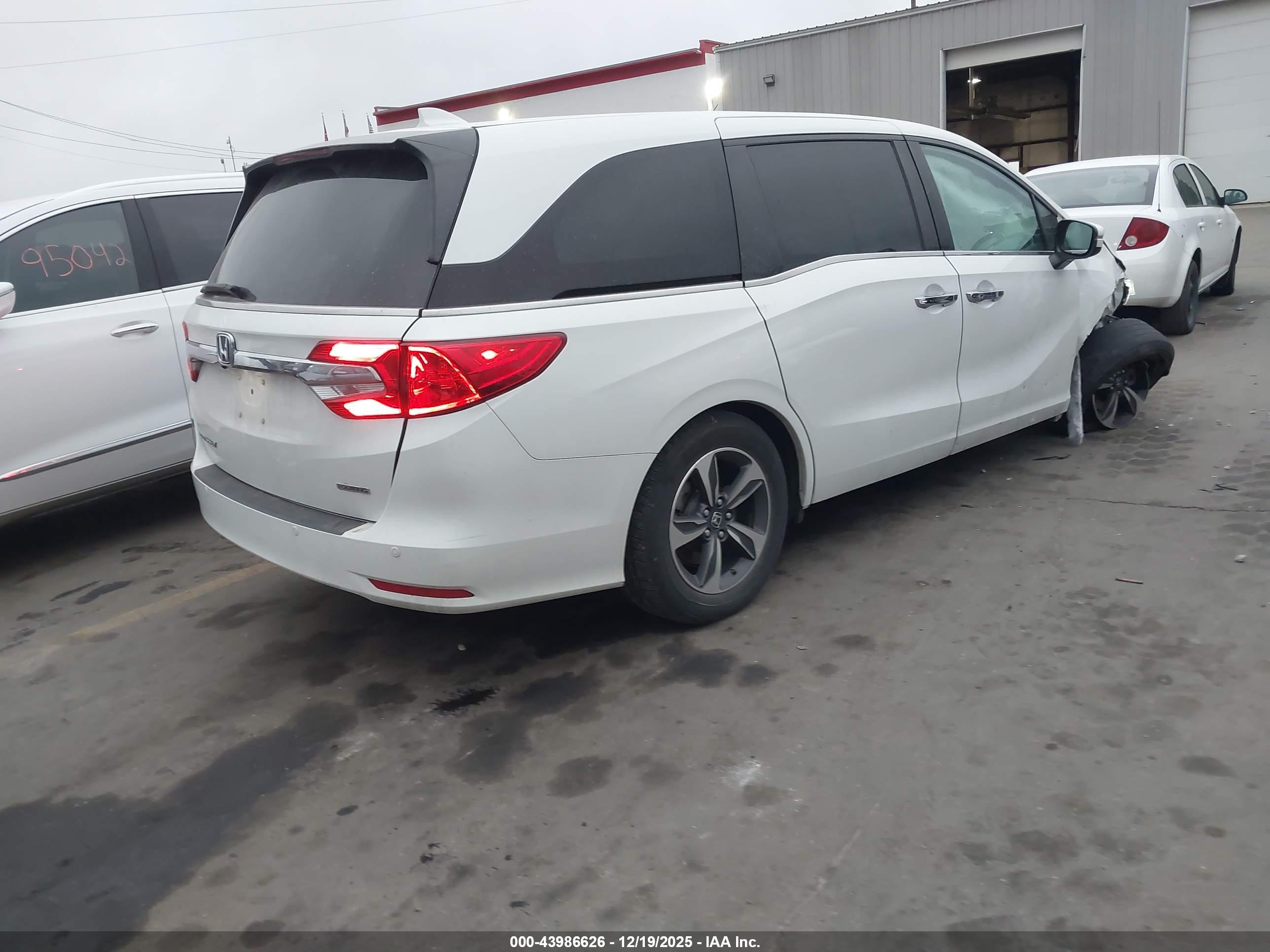 HONDA ODYSSEY image 4