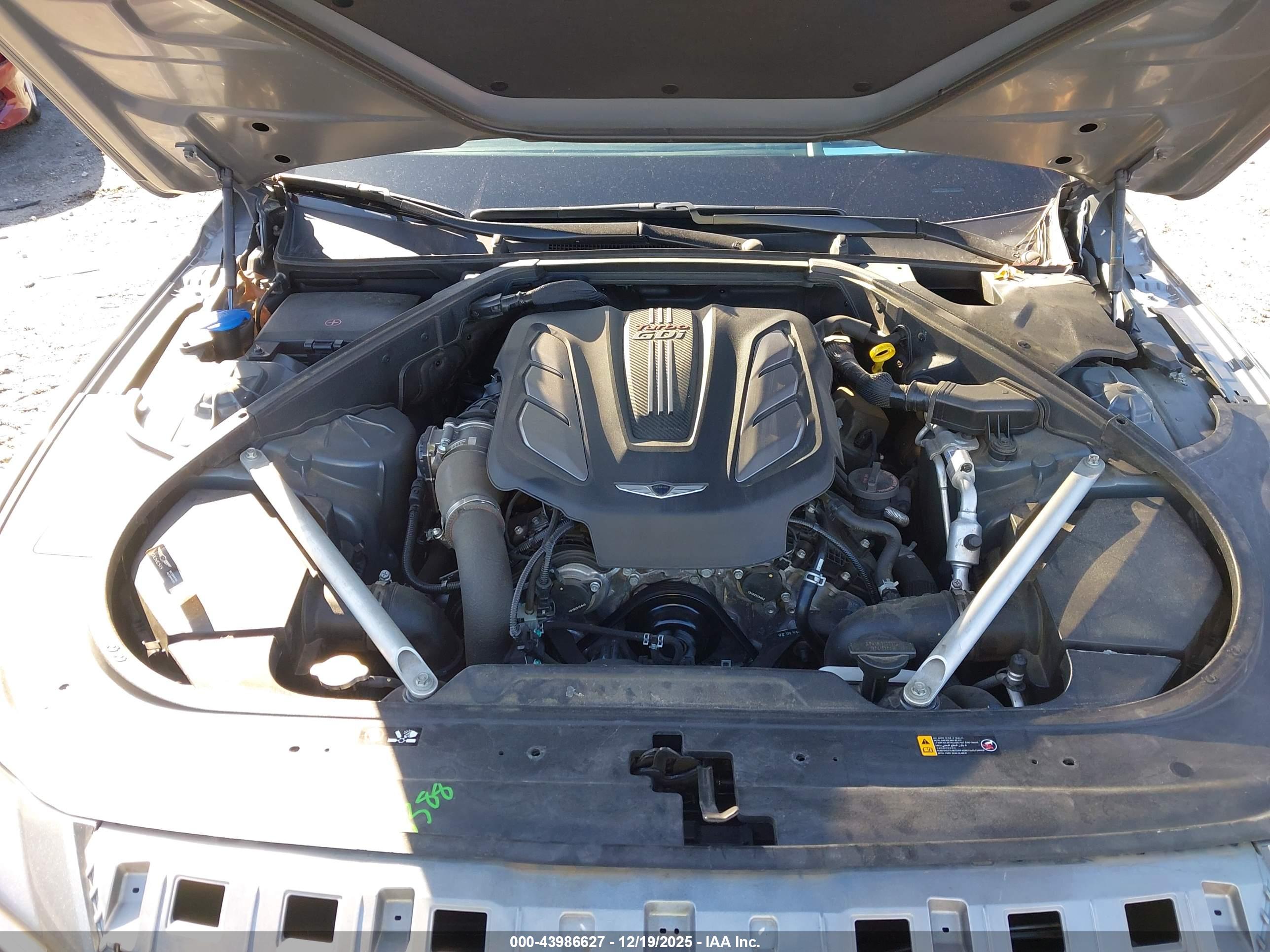 GENESIS G90 image 10