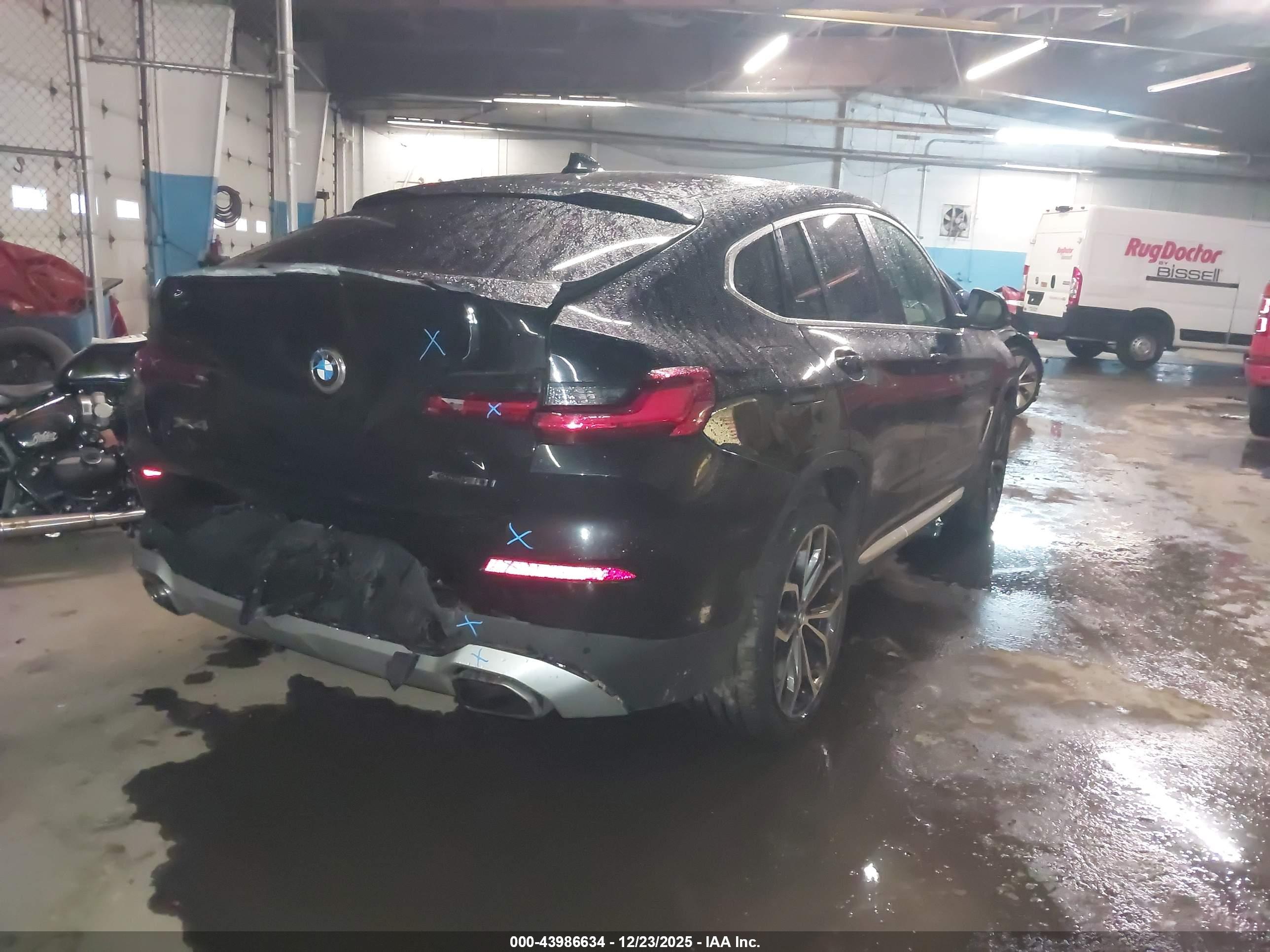 BMW X4 image 4