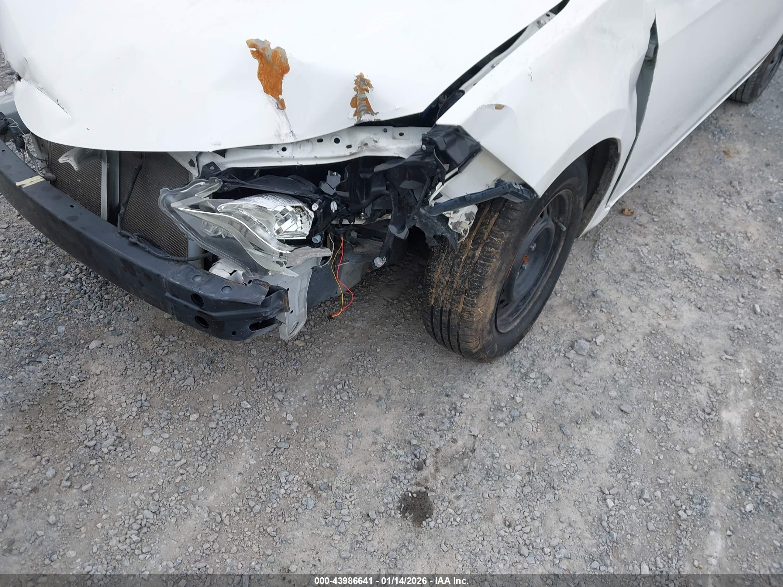 TOYOTA COROLLA image 6