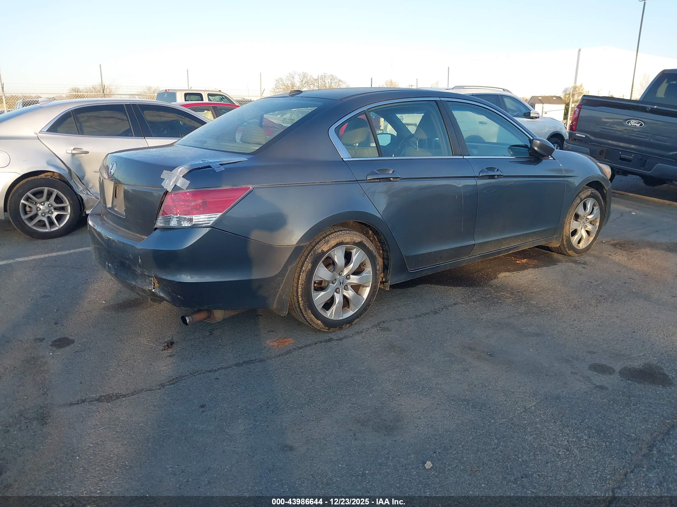 HONDA ACCORD image 4