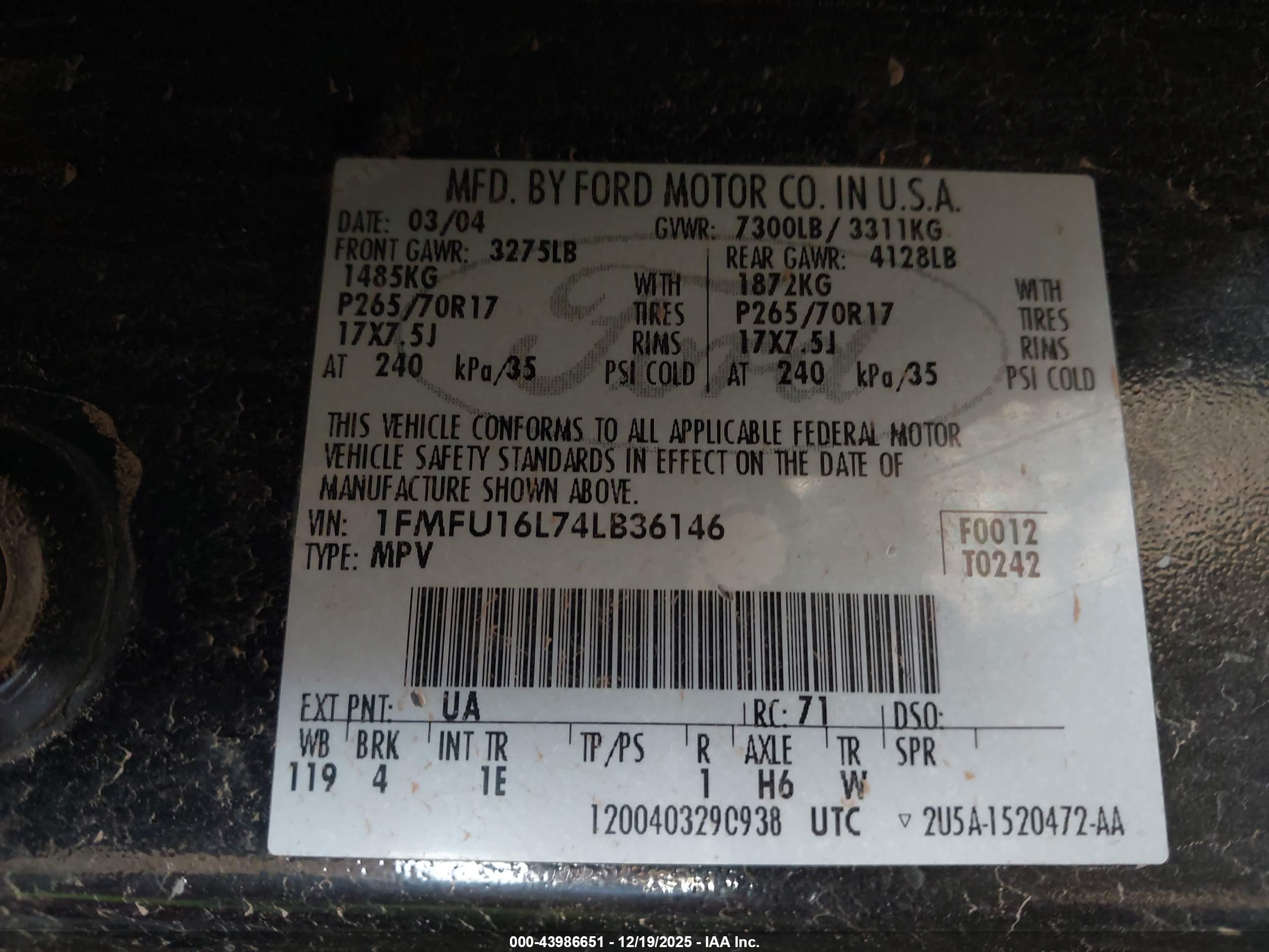 FORD EXPEDITION image 9