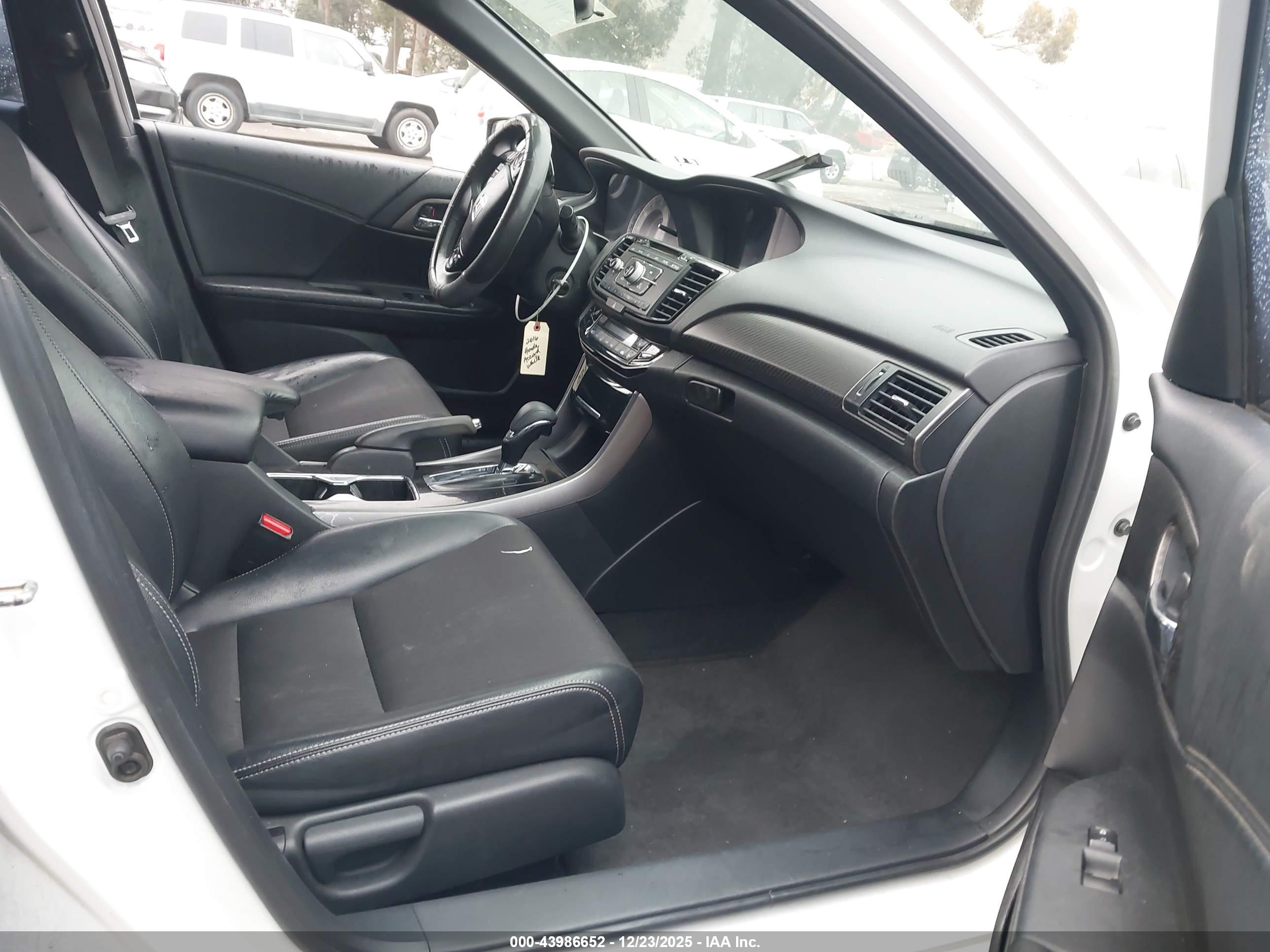 HONDA ACCORD image 5