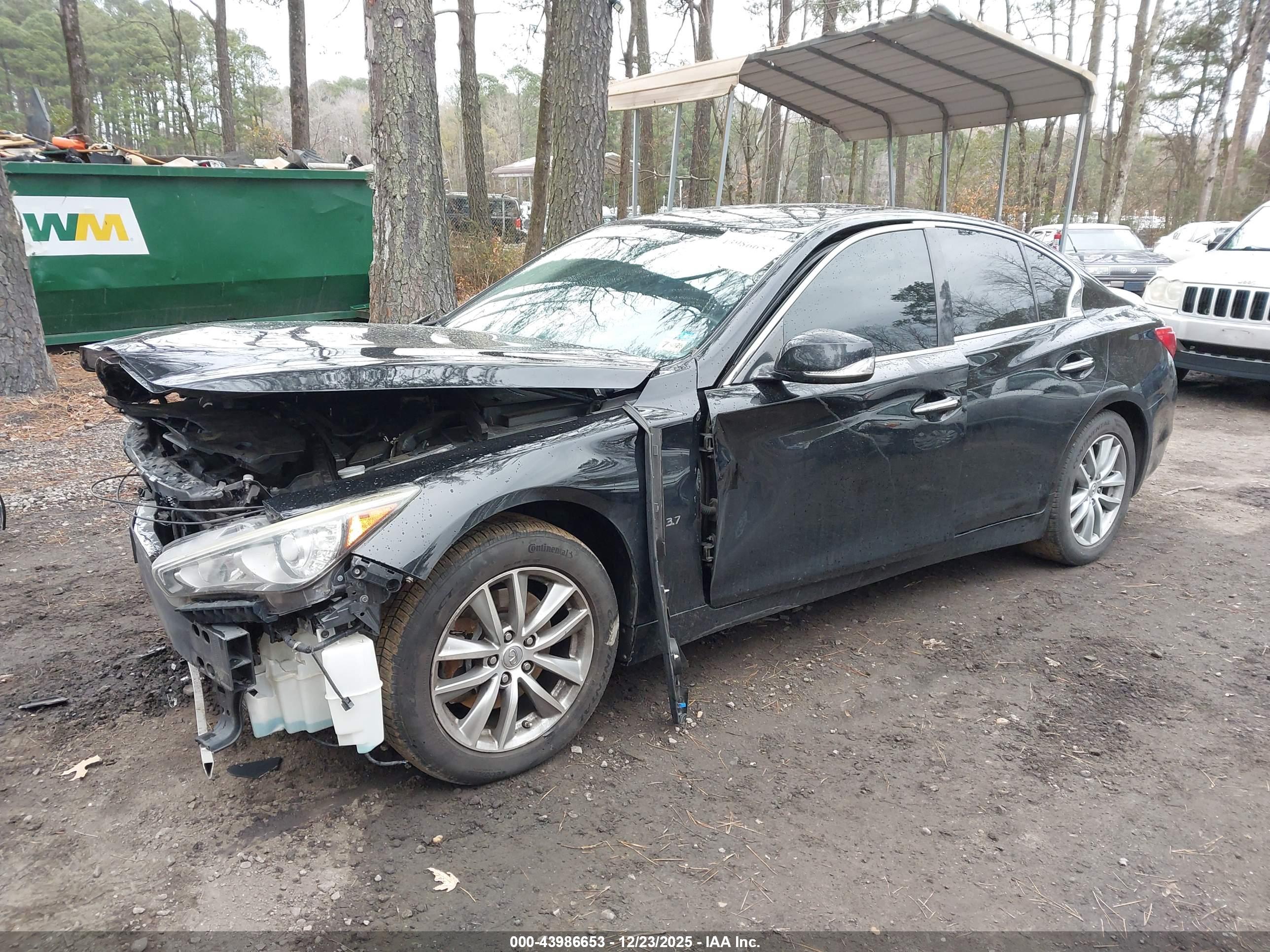 INFINITI Q50 image 2