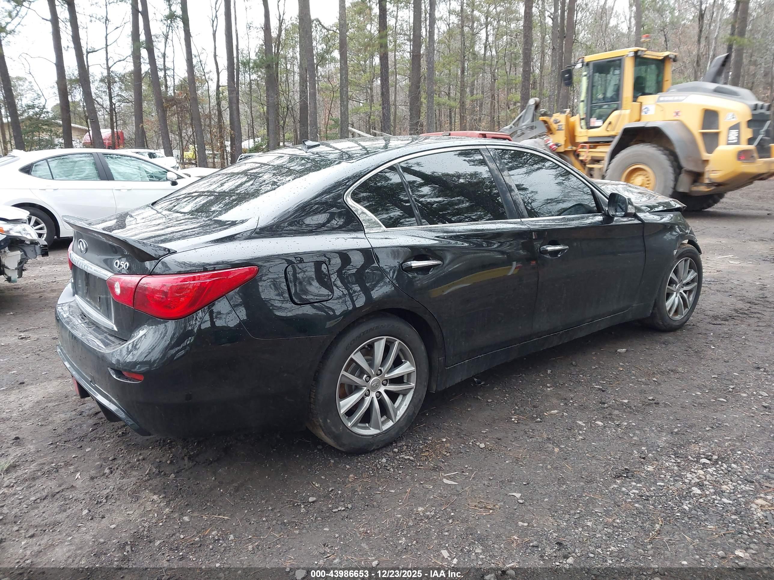 INFINITI Q50 image 4