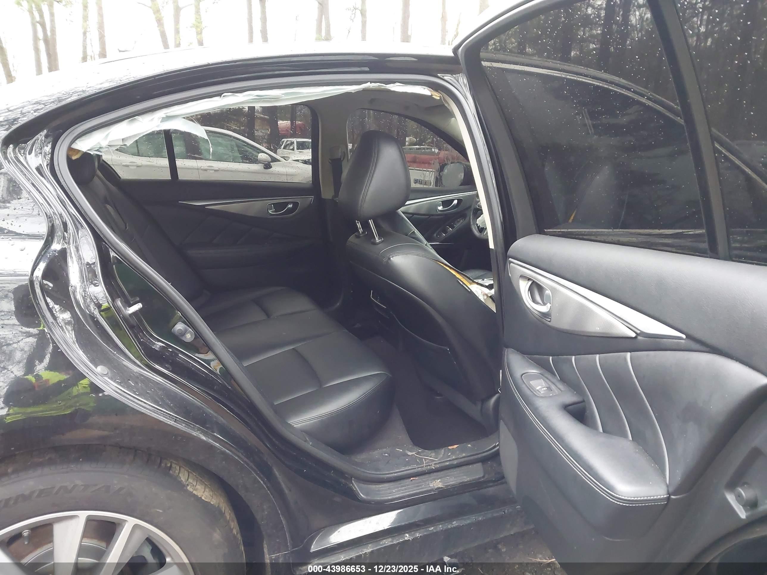 INFINITI Q50 image 8