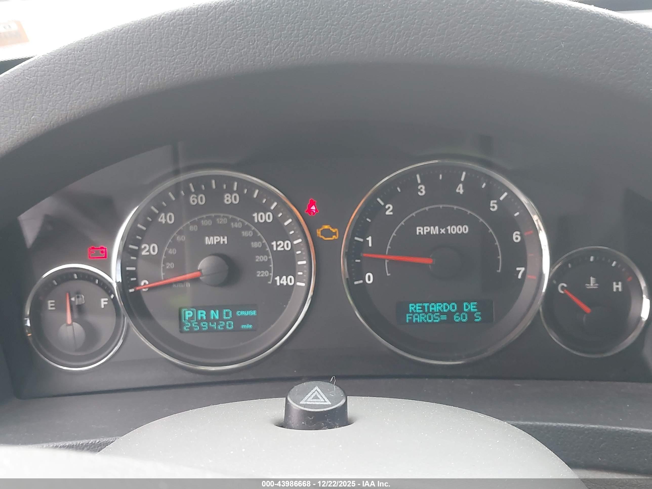 JEEP GRAND image 7