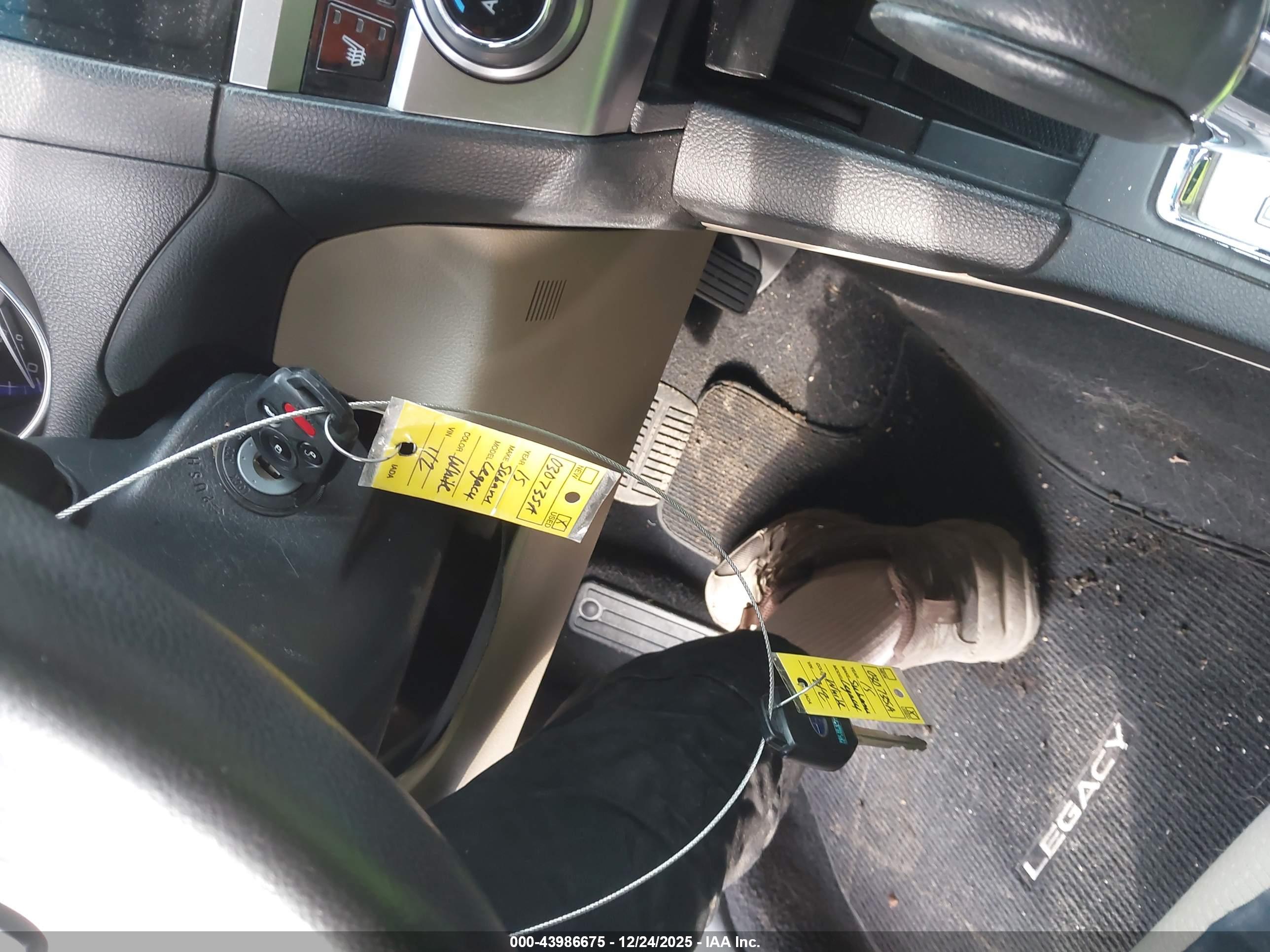 SUBARU LEGACY image 11