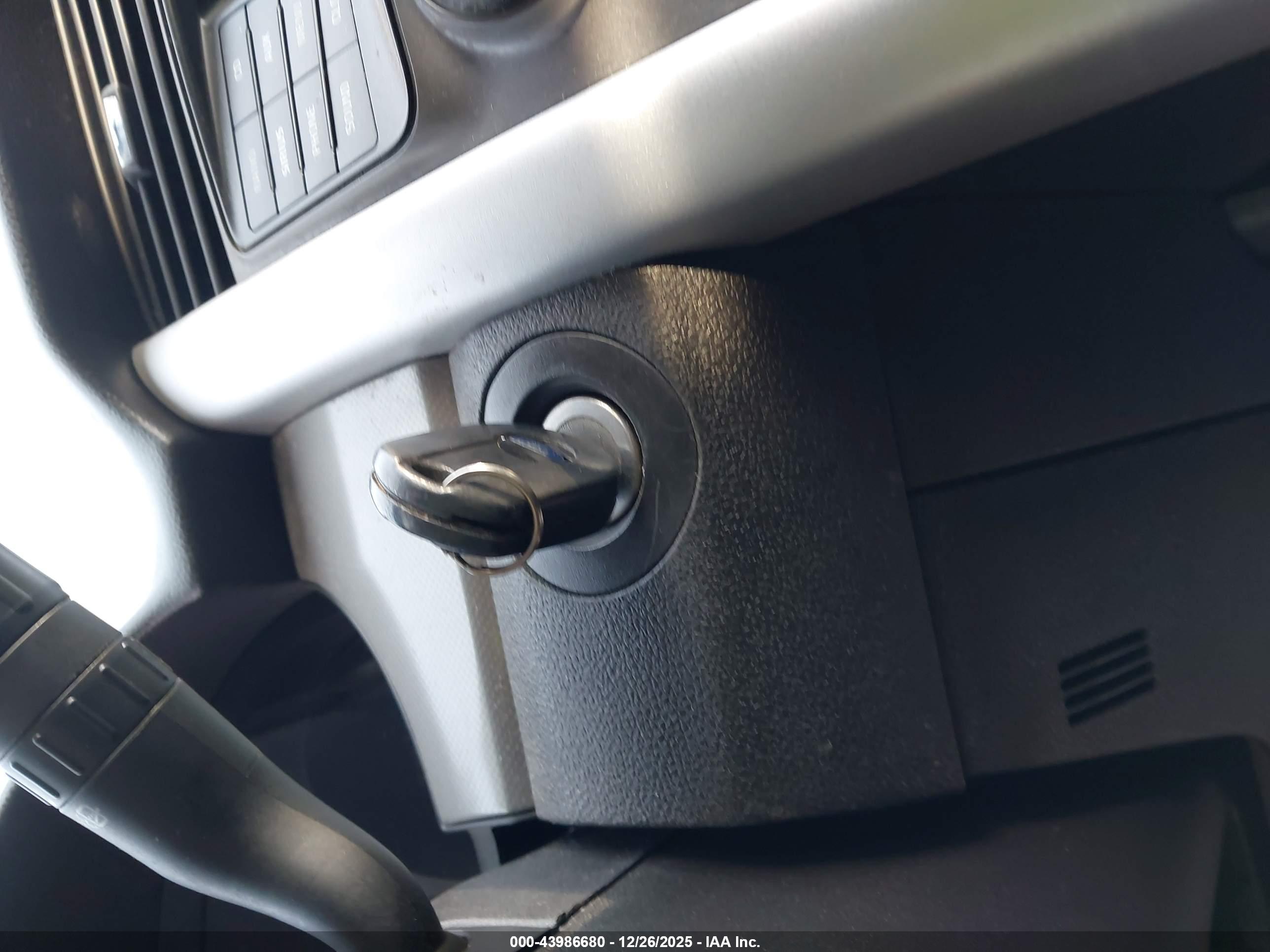 FORD EDGE image 11