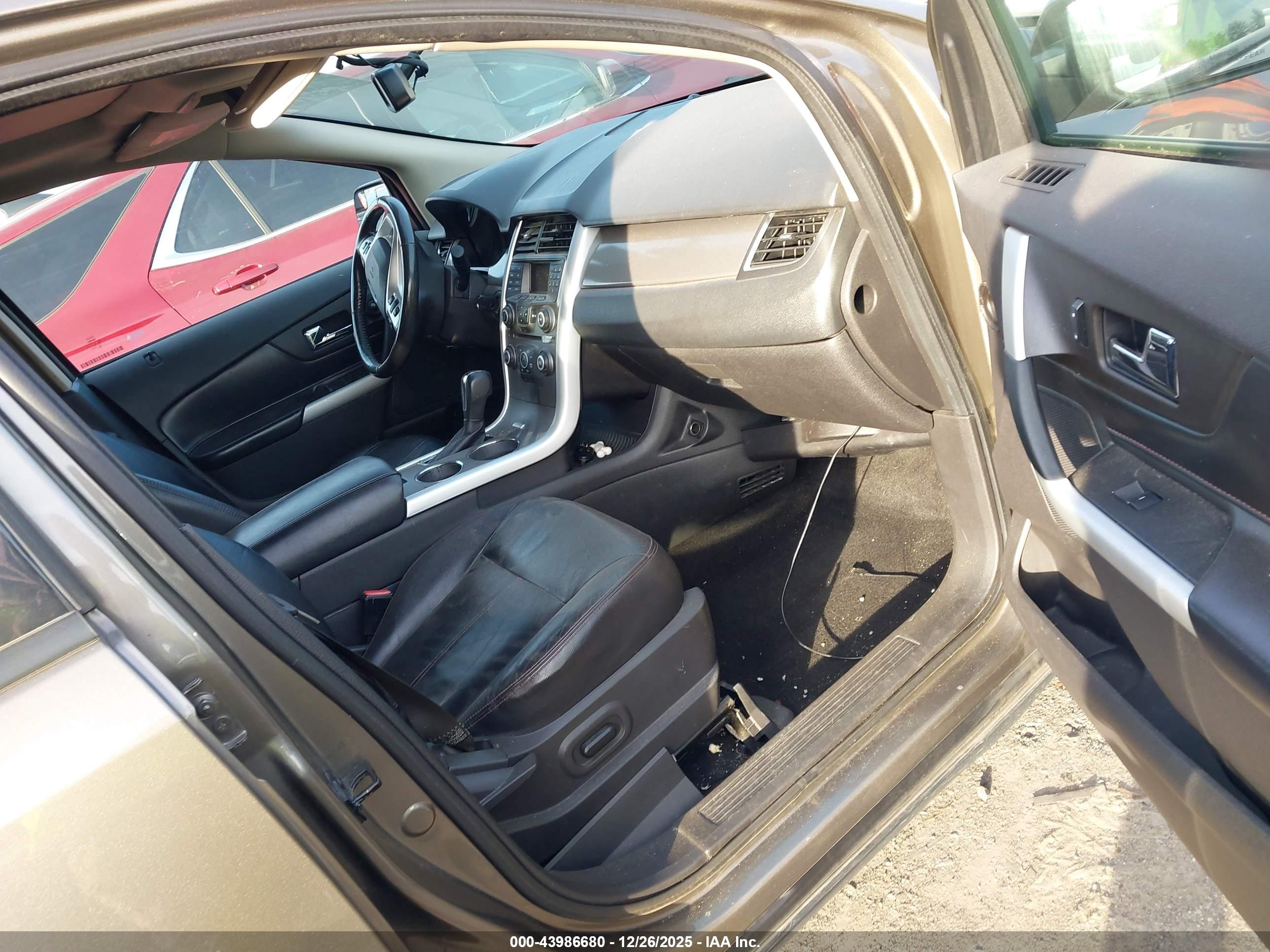 FORD EDGE image 5