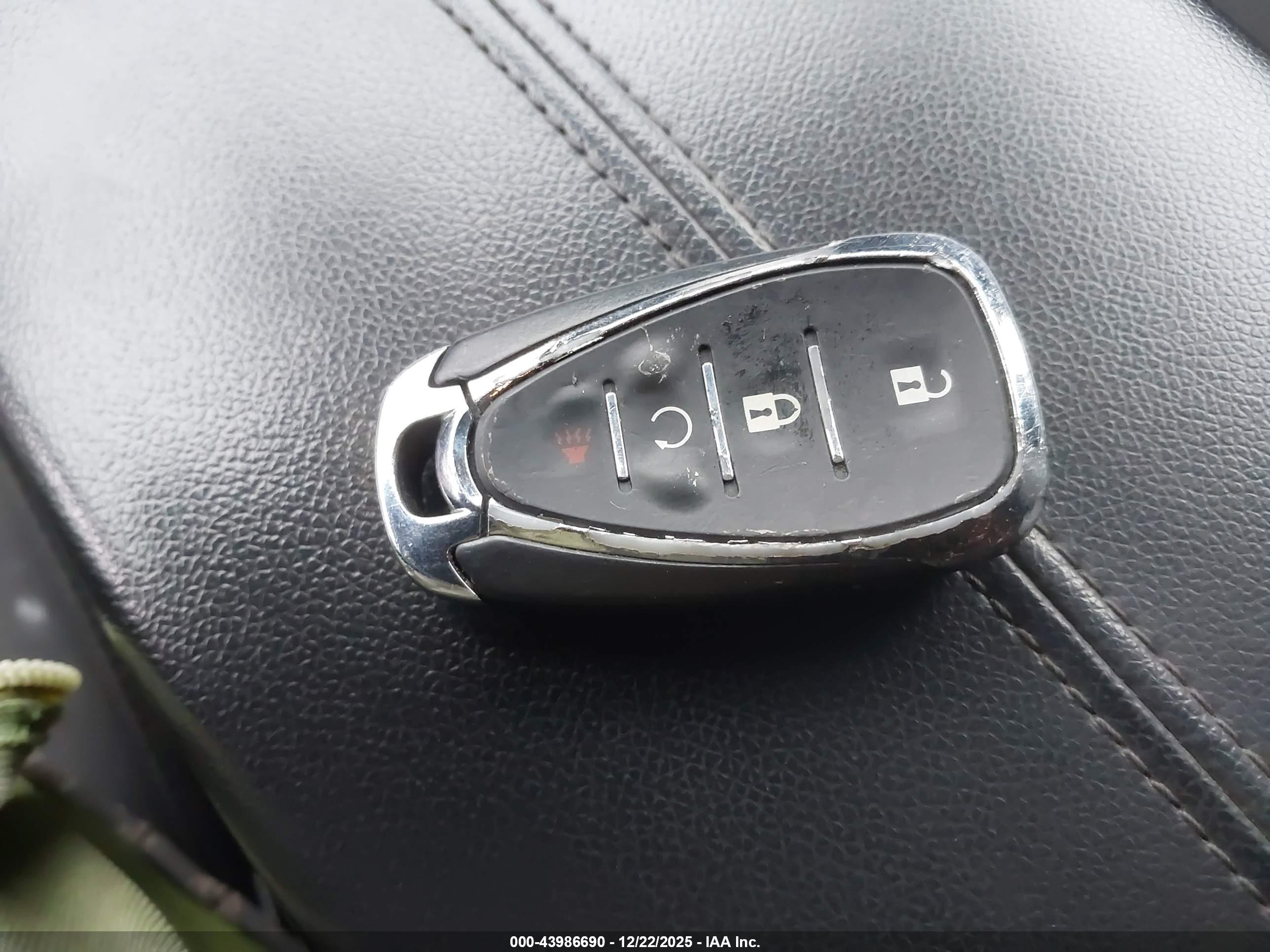 CHEVROLET MALIBU image 11