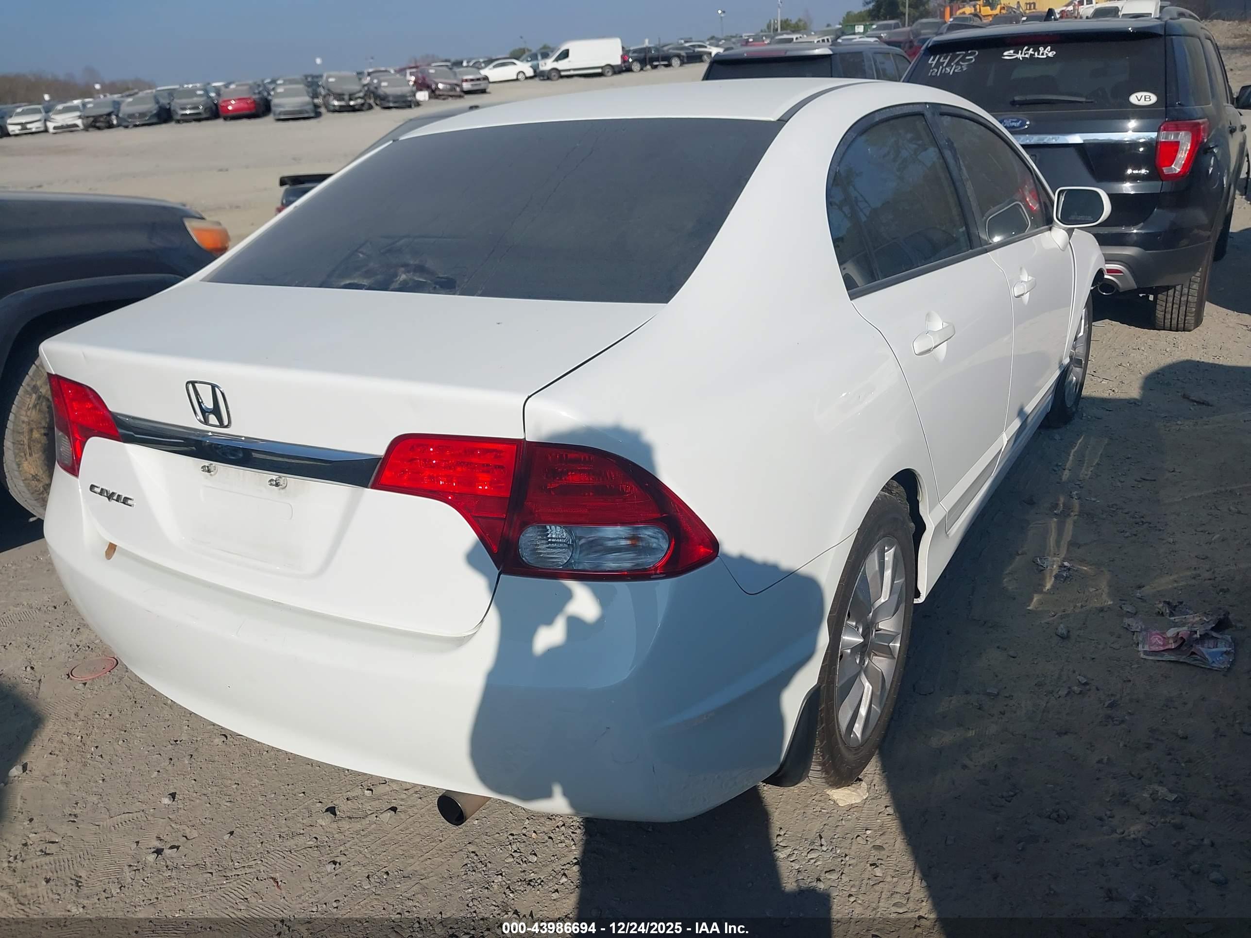 HONDA CIVIC image 4