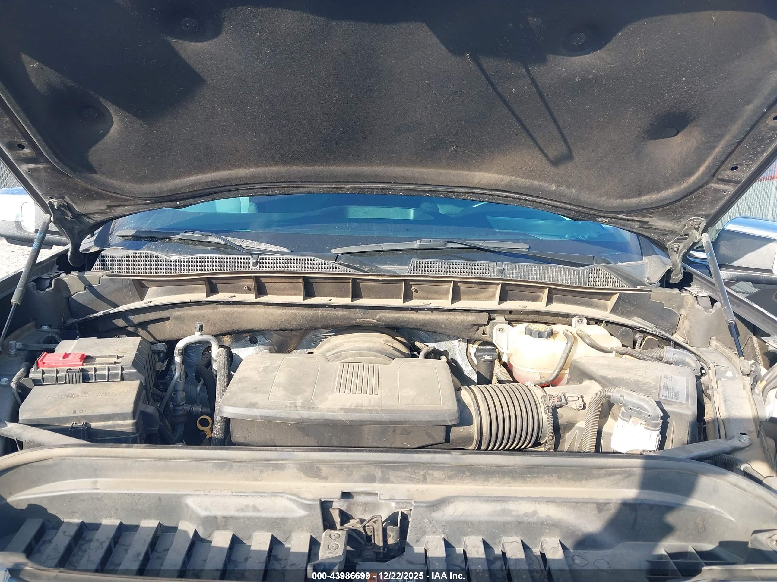 GMC SIERRA image 10