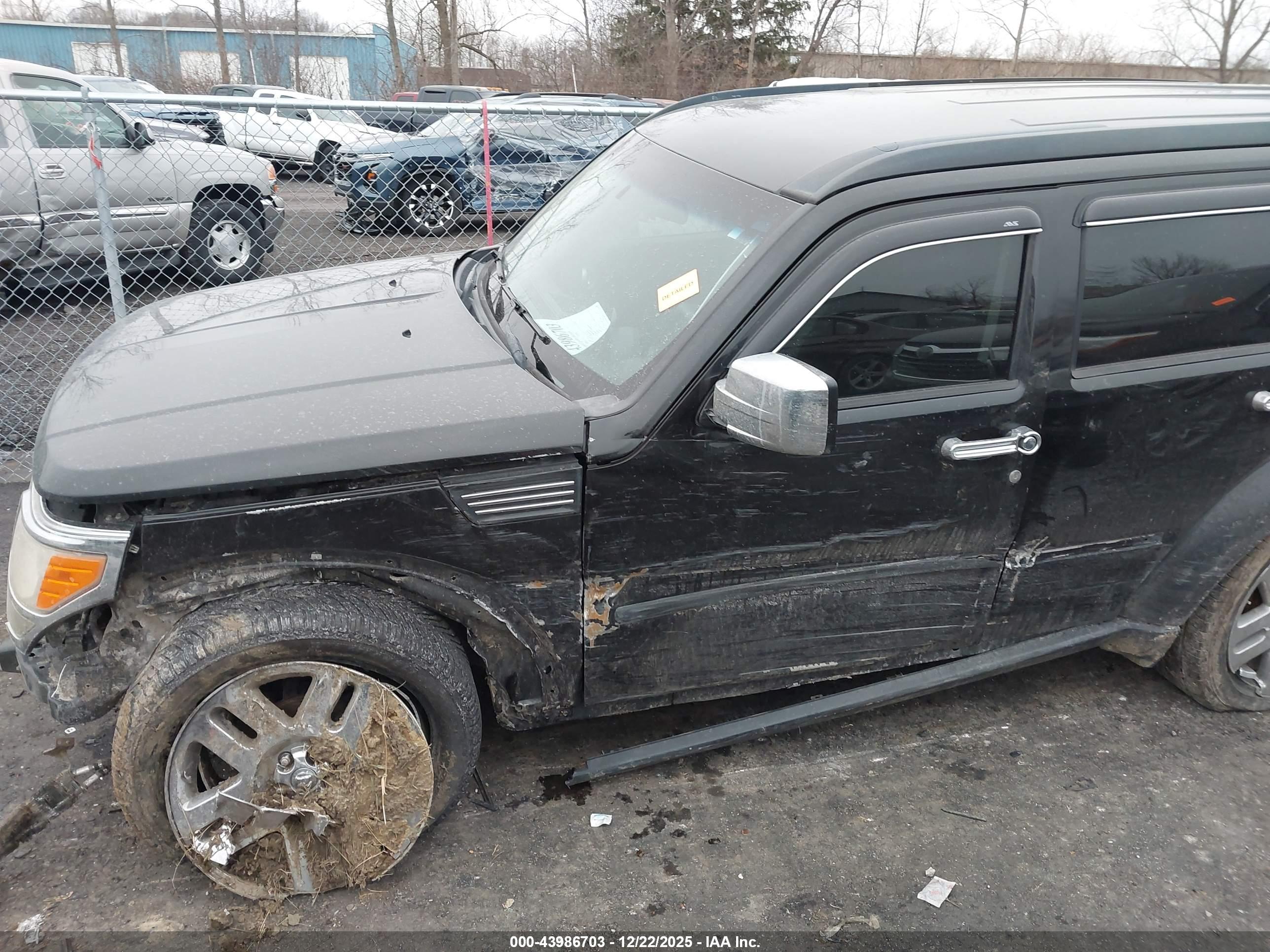 DODGE NITRO image 6