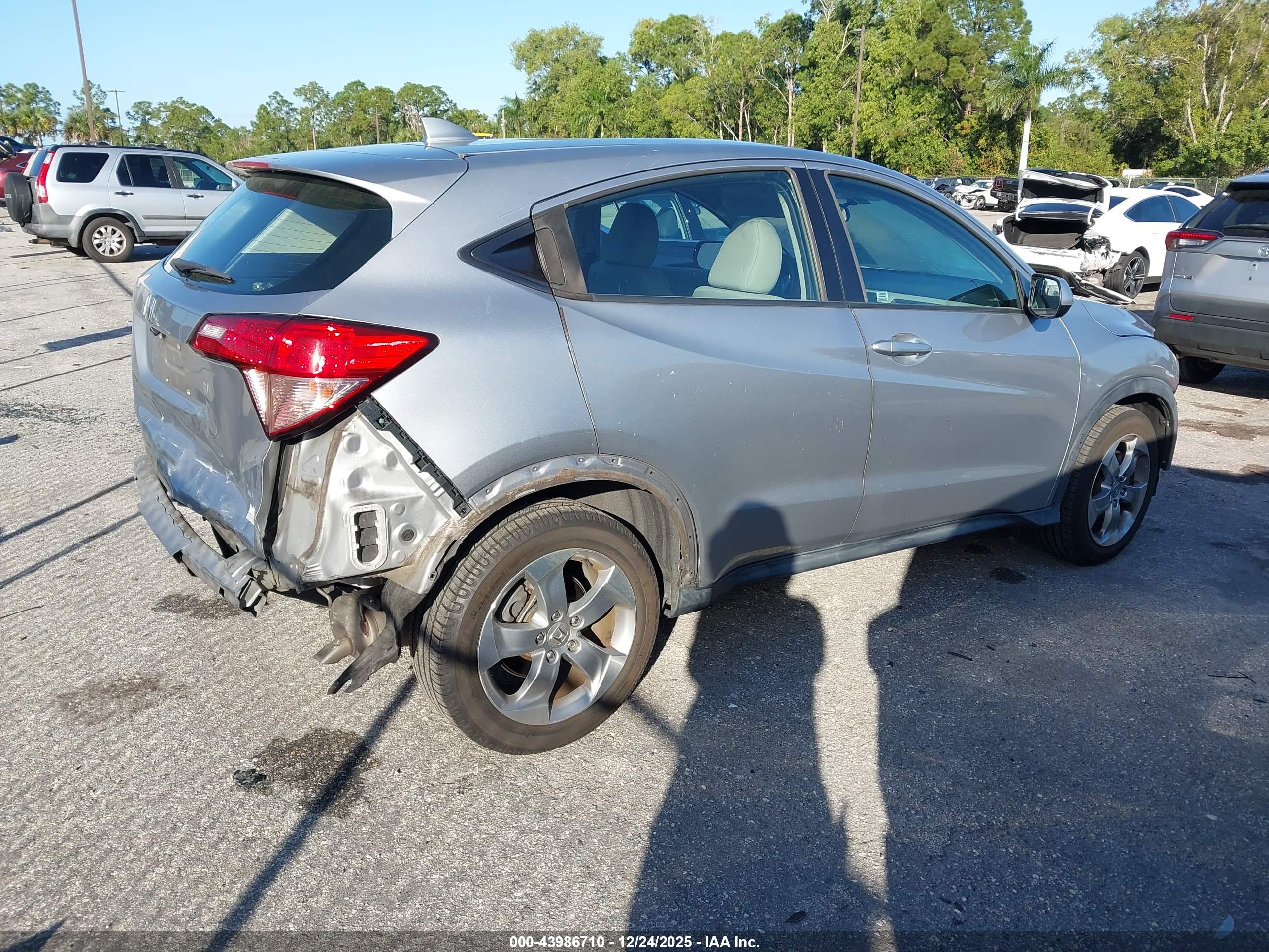 HONDA HR-V image 4