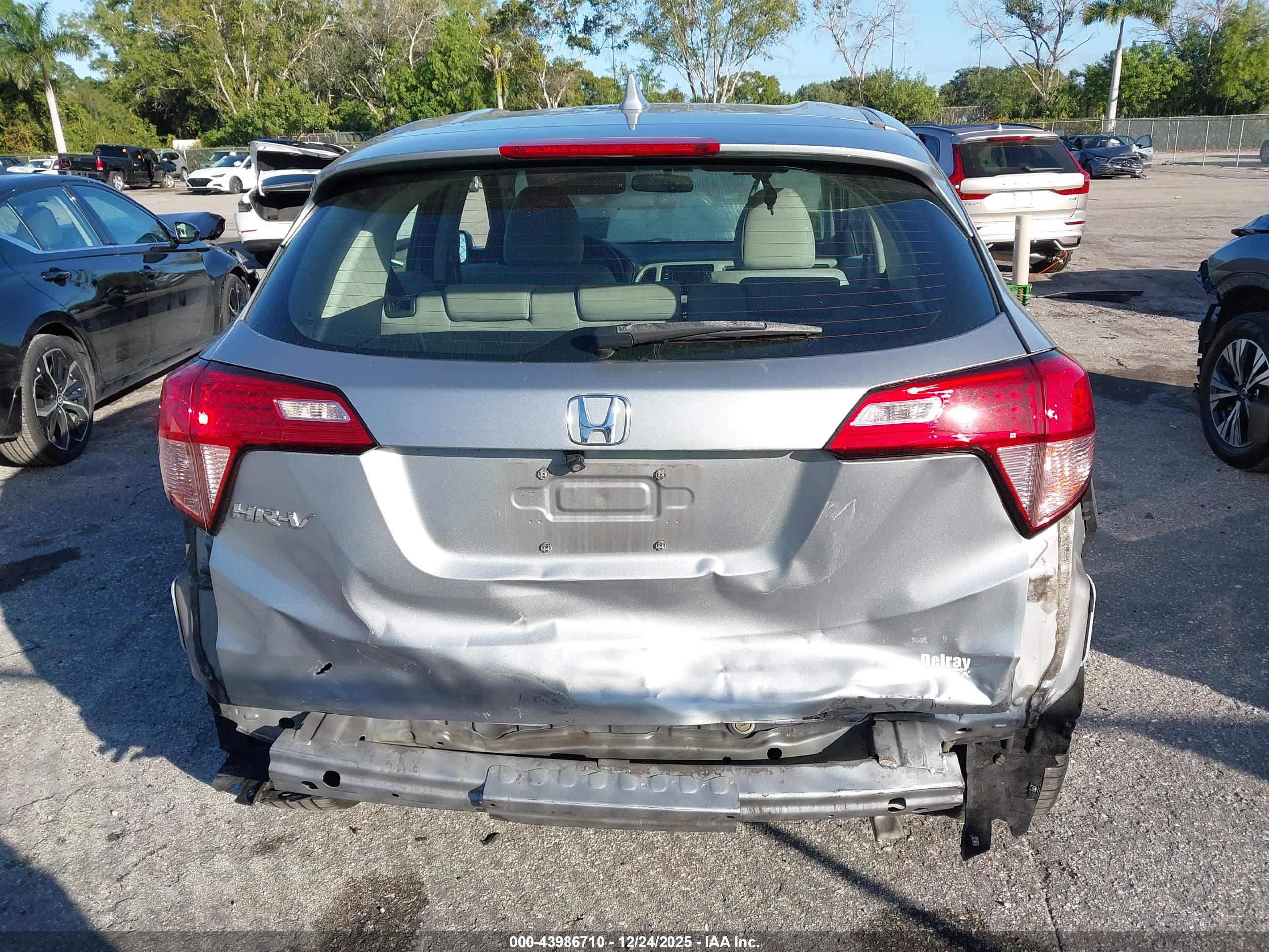 HONDA HR-V image 6