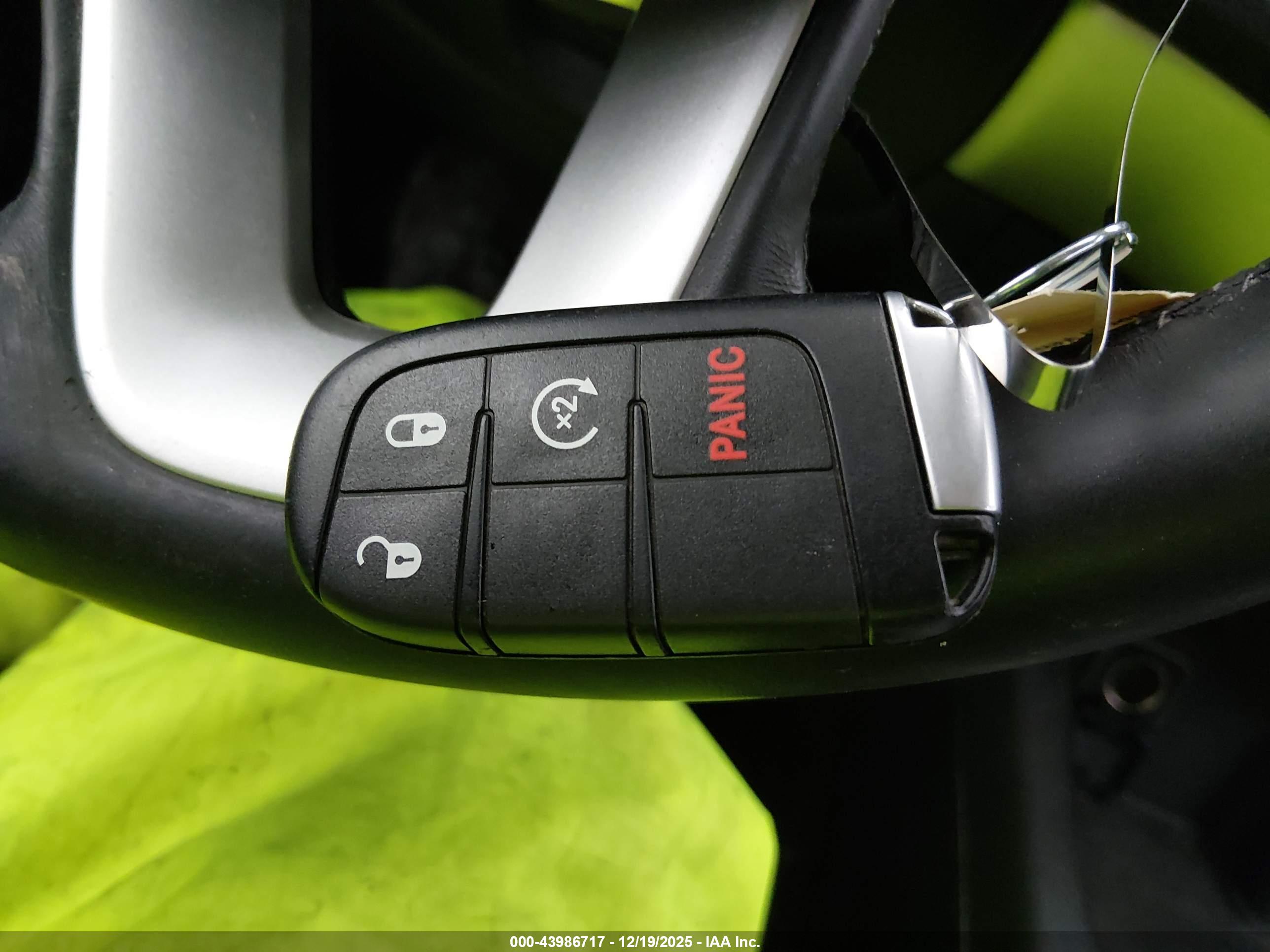 DODGE DURANGO image 11