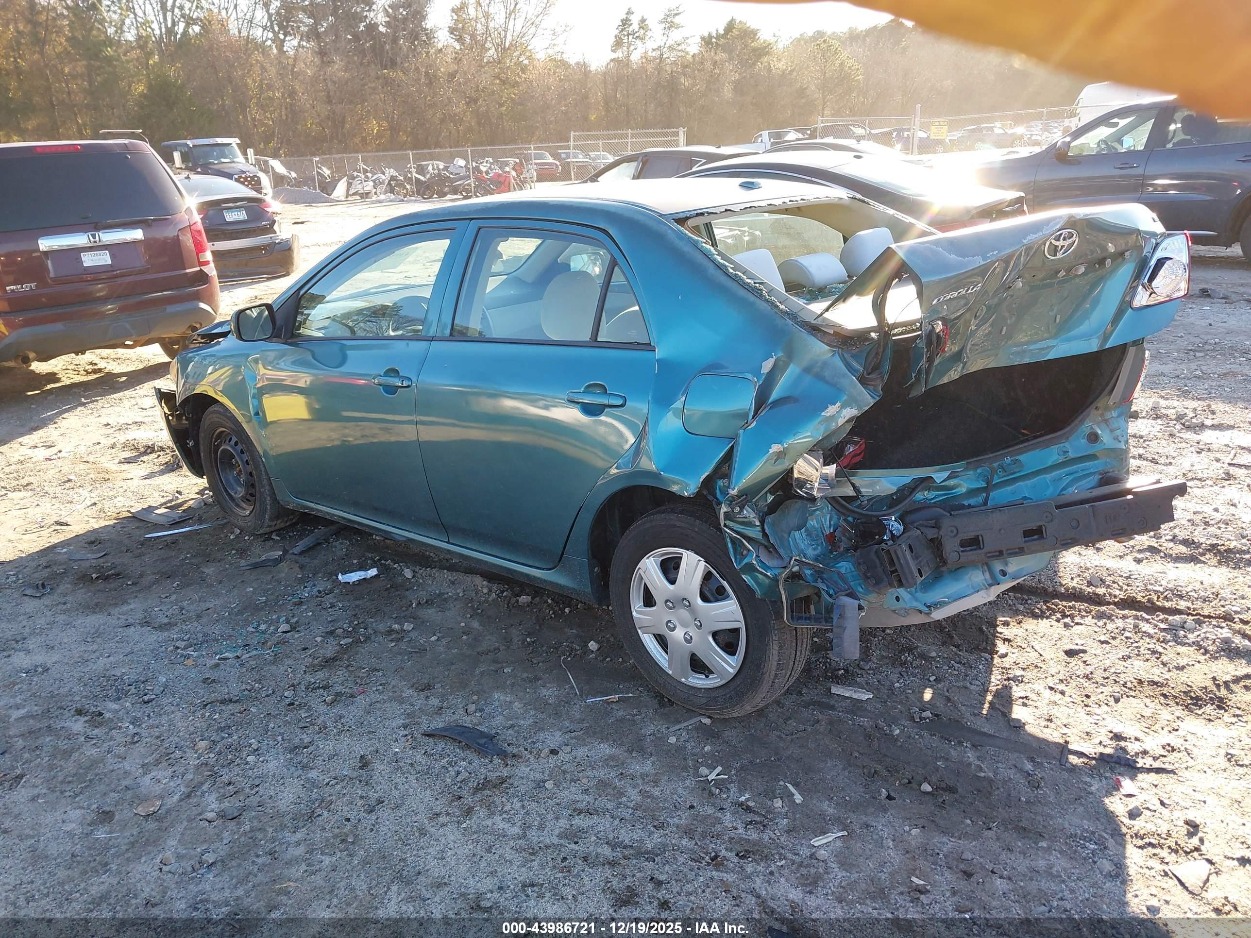 TOYOTA COROLLA image 3