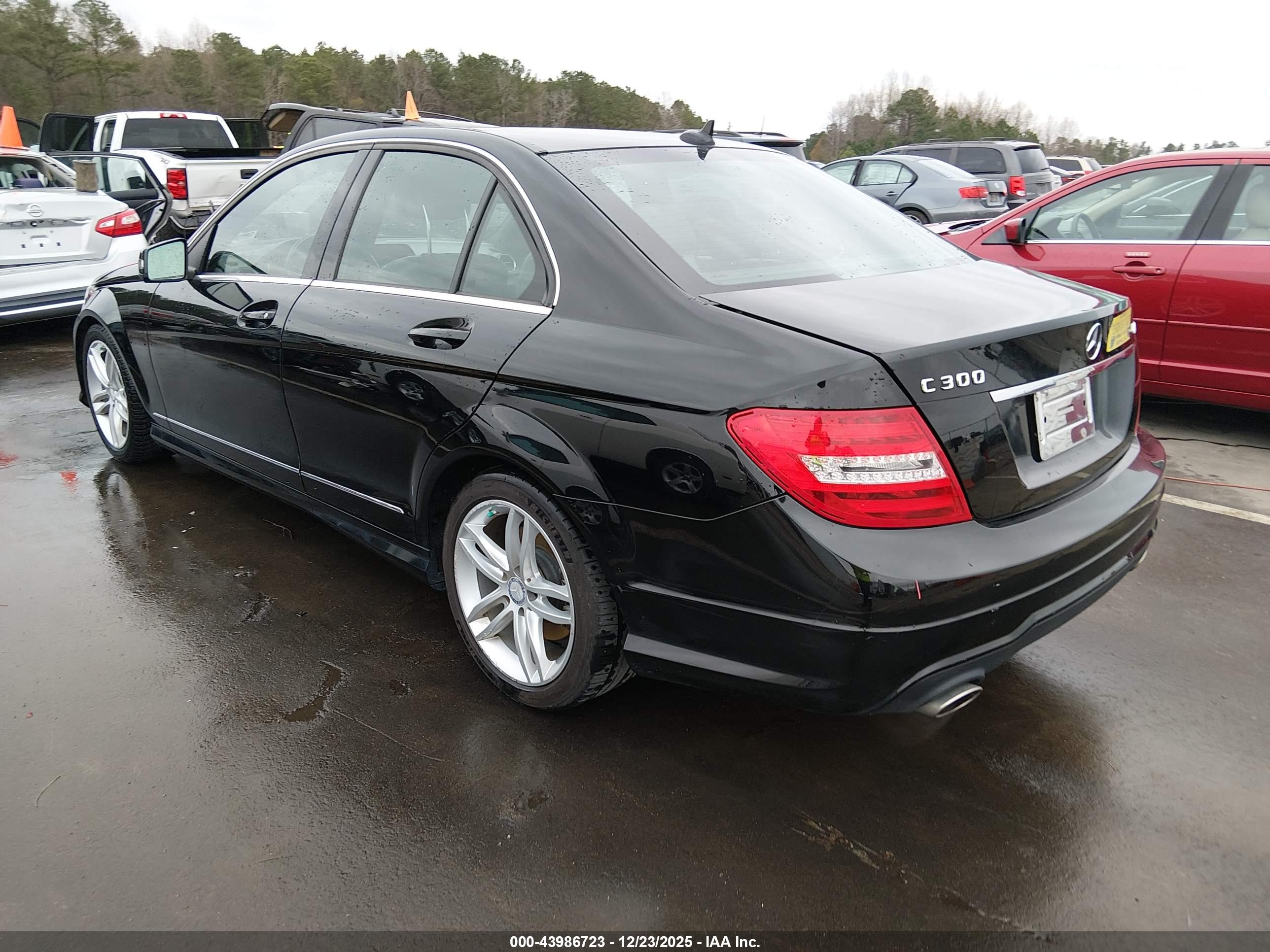 MERCEDES-BENZ C image 3