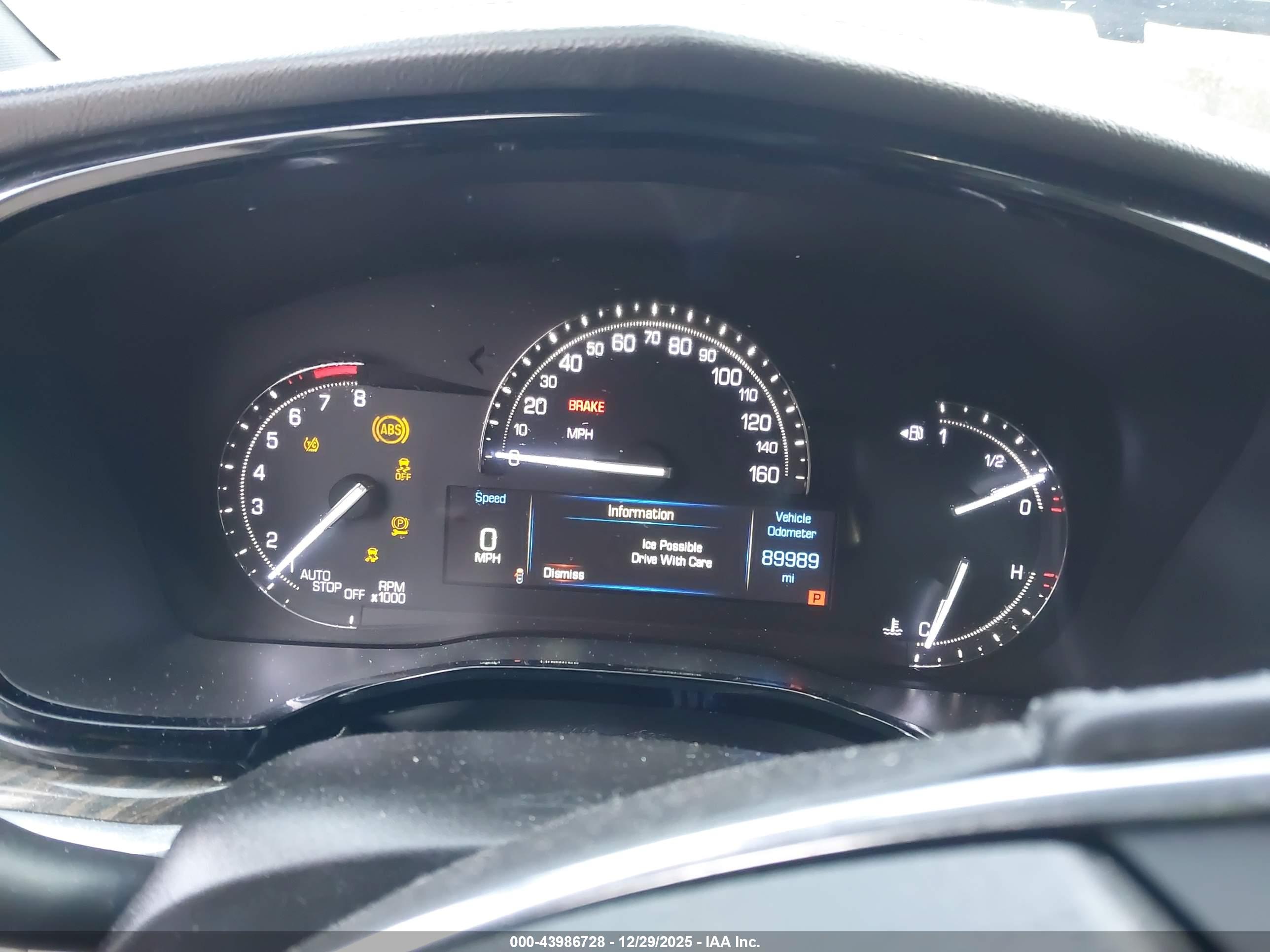 CADILLAC XT5 image 7
