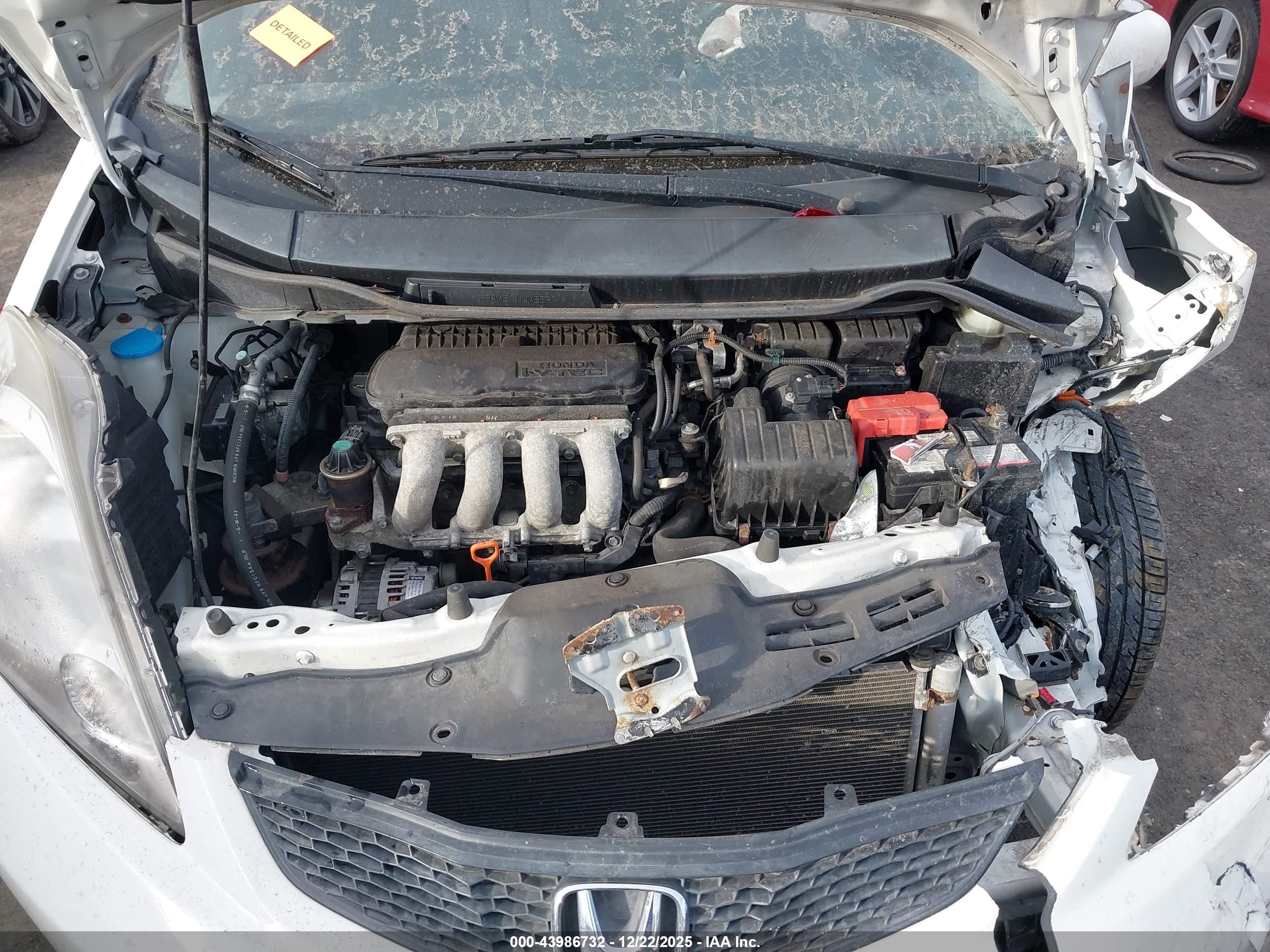 HONDA FIT image 10
