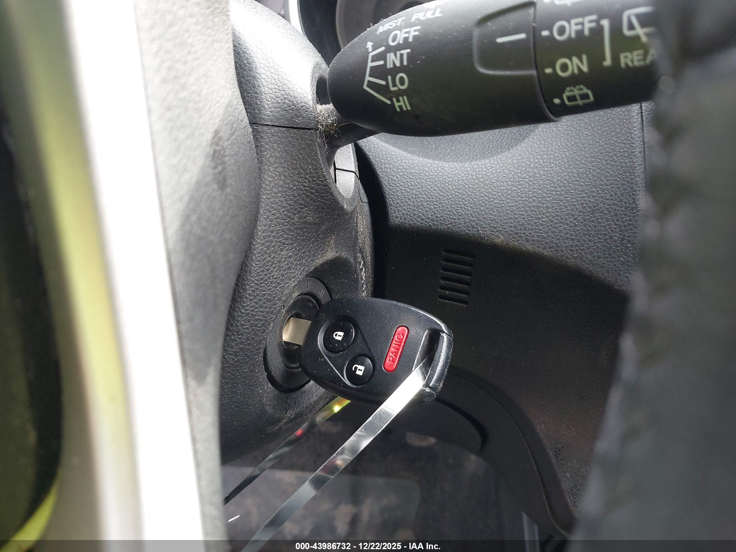 HONDA FIT image 11