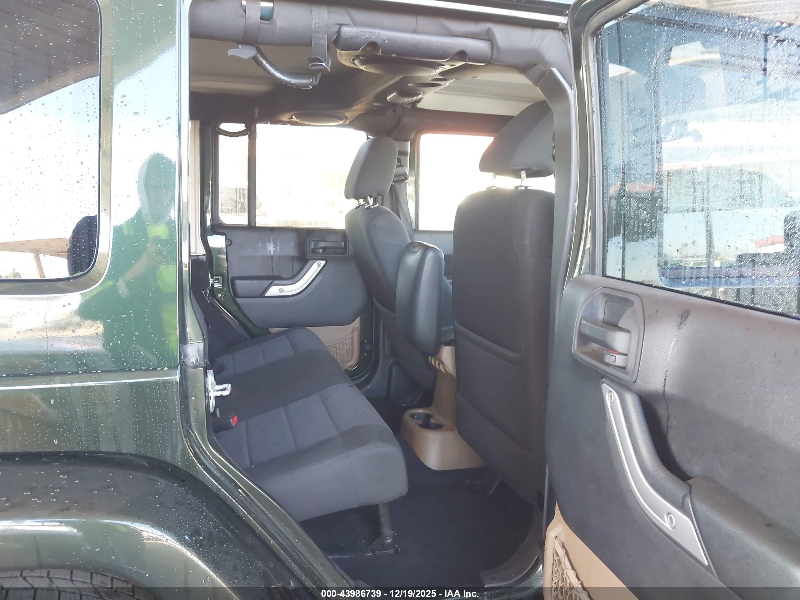 JEEP WRANGLER image 8